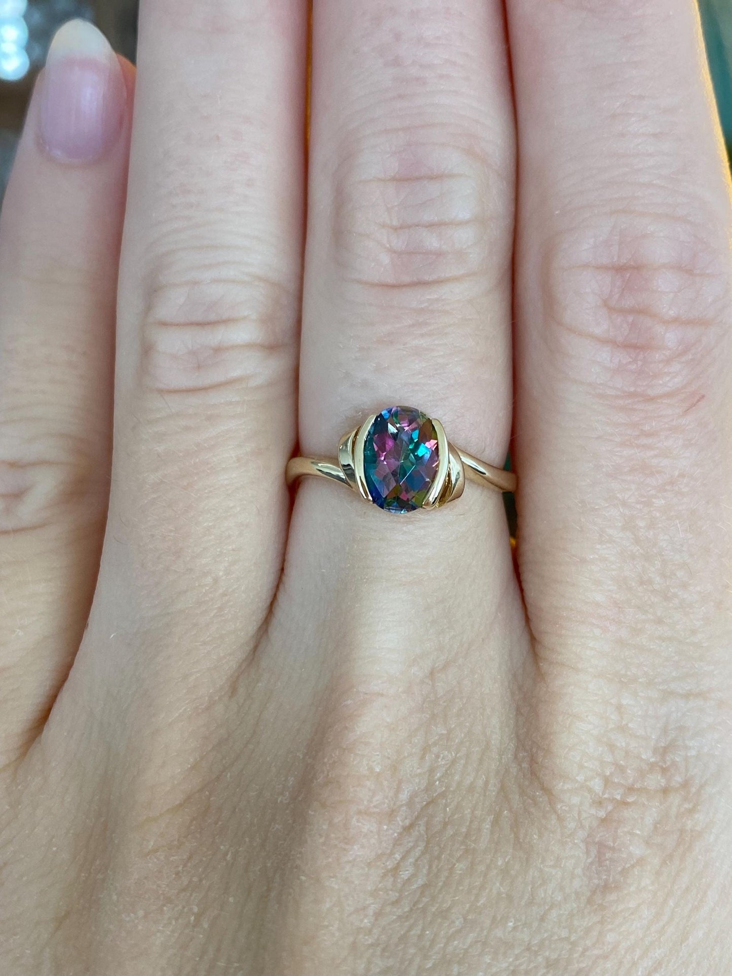 Vintage Solid 14k Yellow Gold Mystic Topaz Ring - Size 6