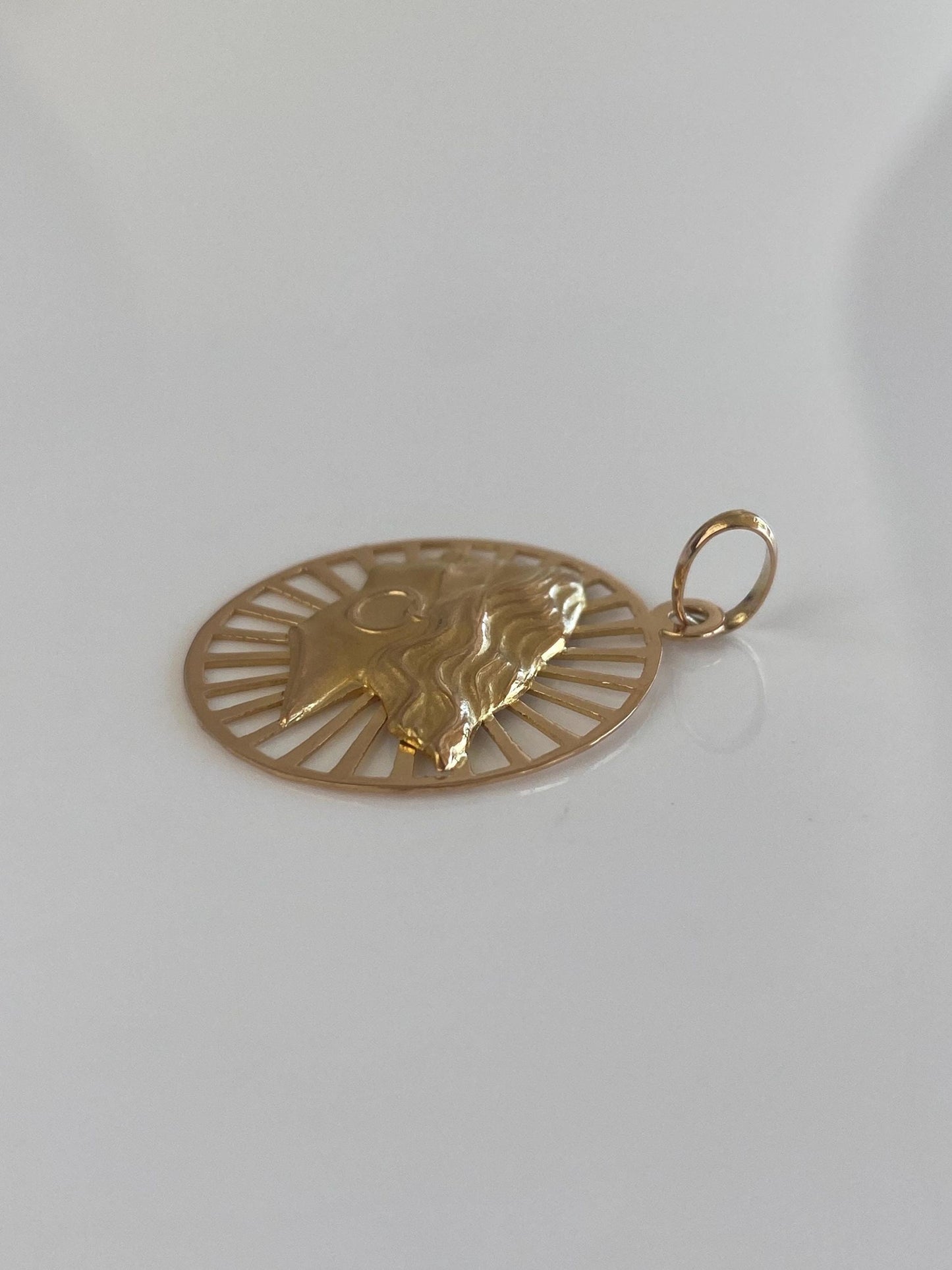 Vintage Solid 18k Yellow Gold Lady Fortuna Charm