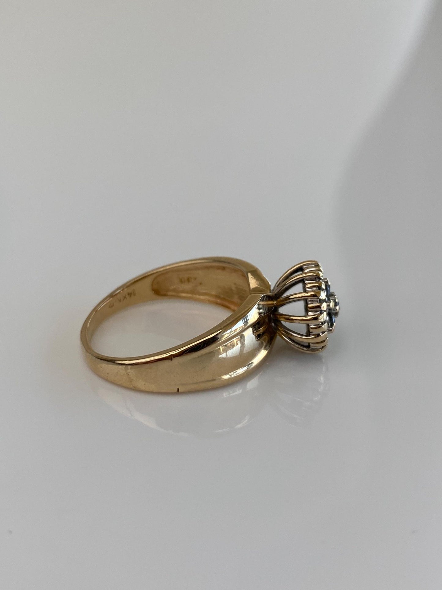 Vintage Solid 14k Yellow Gold Diamond Cluster Ring - Size 8