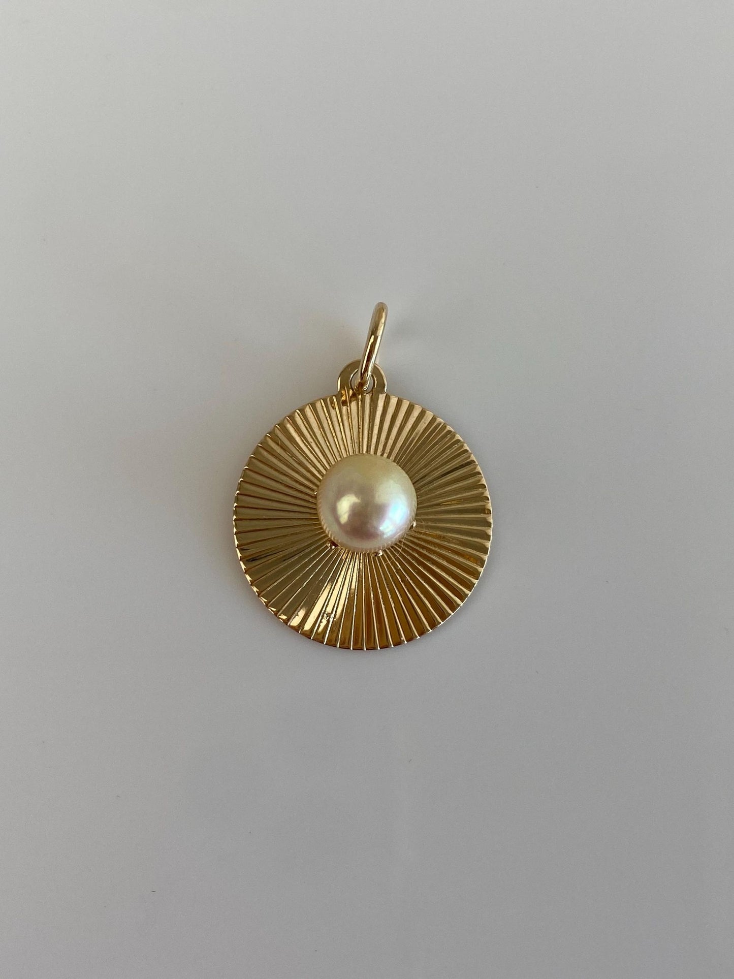 Vintage Solid 14k Yellow Gold Engine Turned Pearl Charm