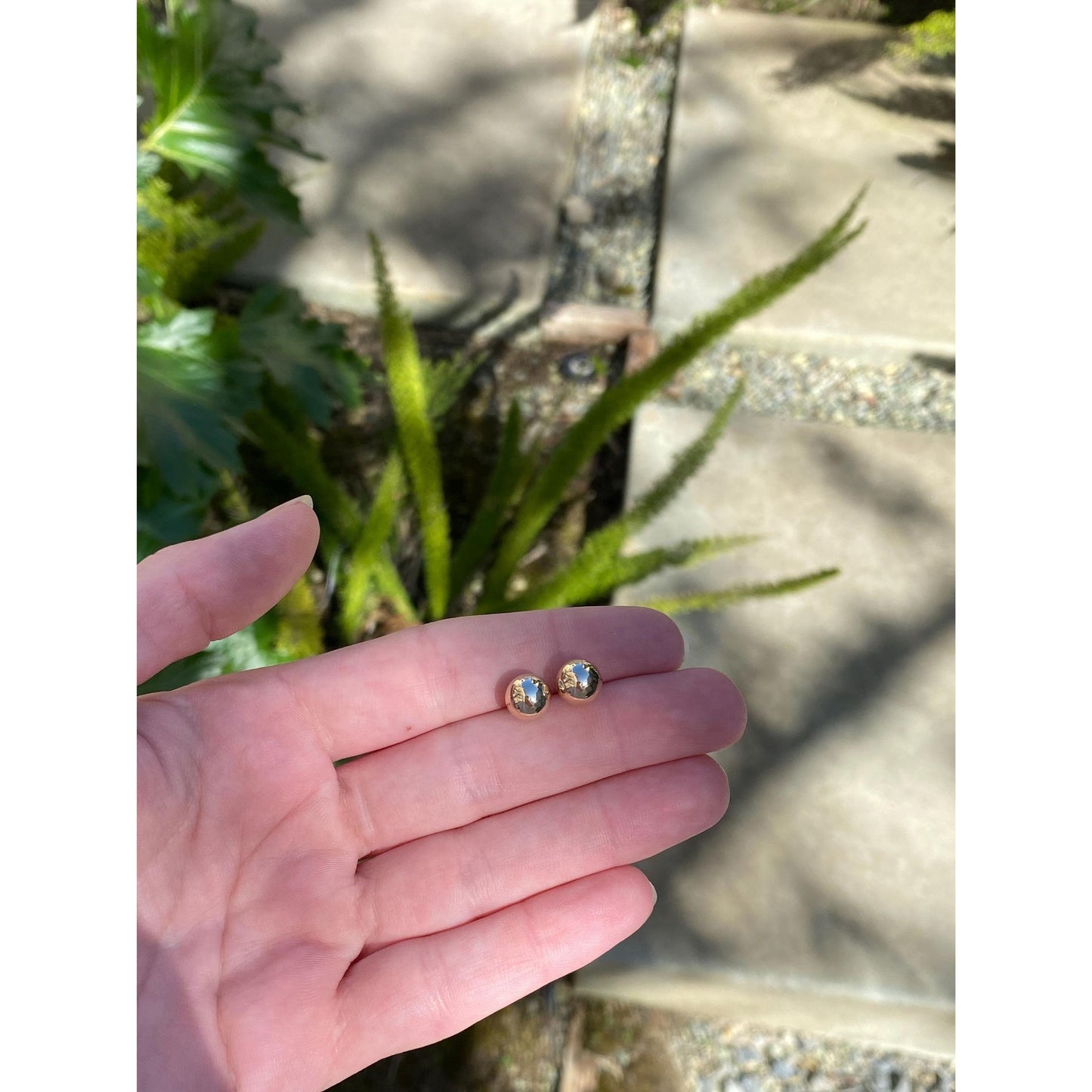 Vintage 14k Yellow Gold Ball Stud Earrings