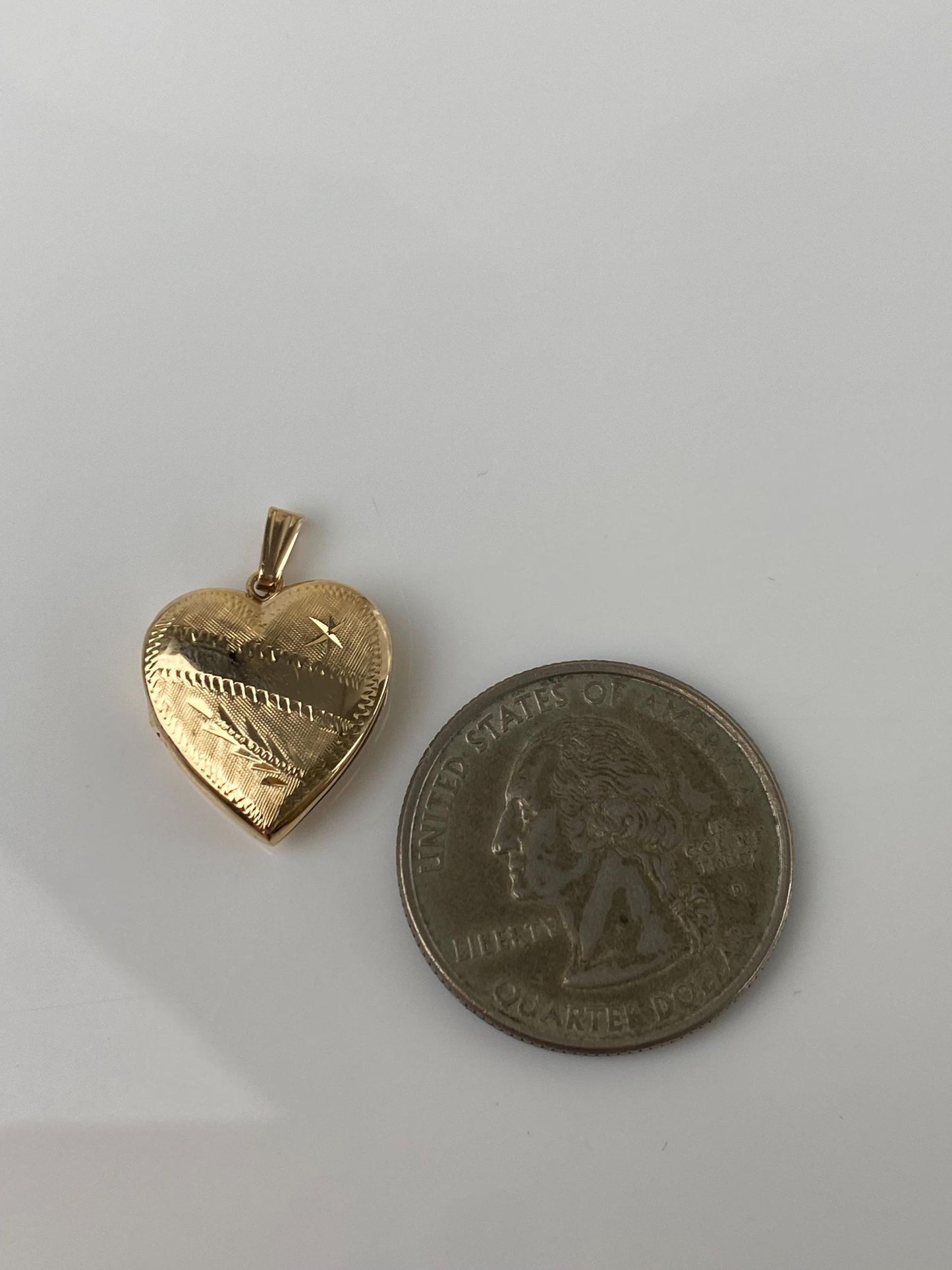 Vintage Solid 14k Yellow Gold Engraved Heart Locket Charm