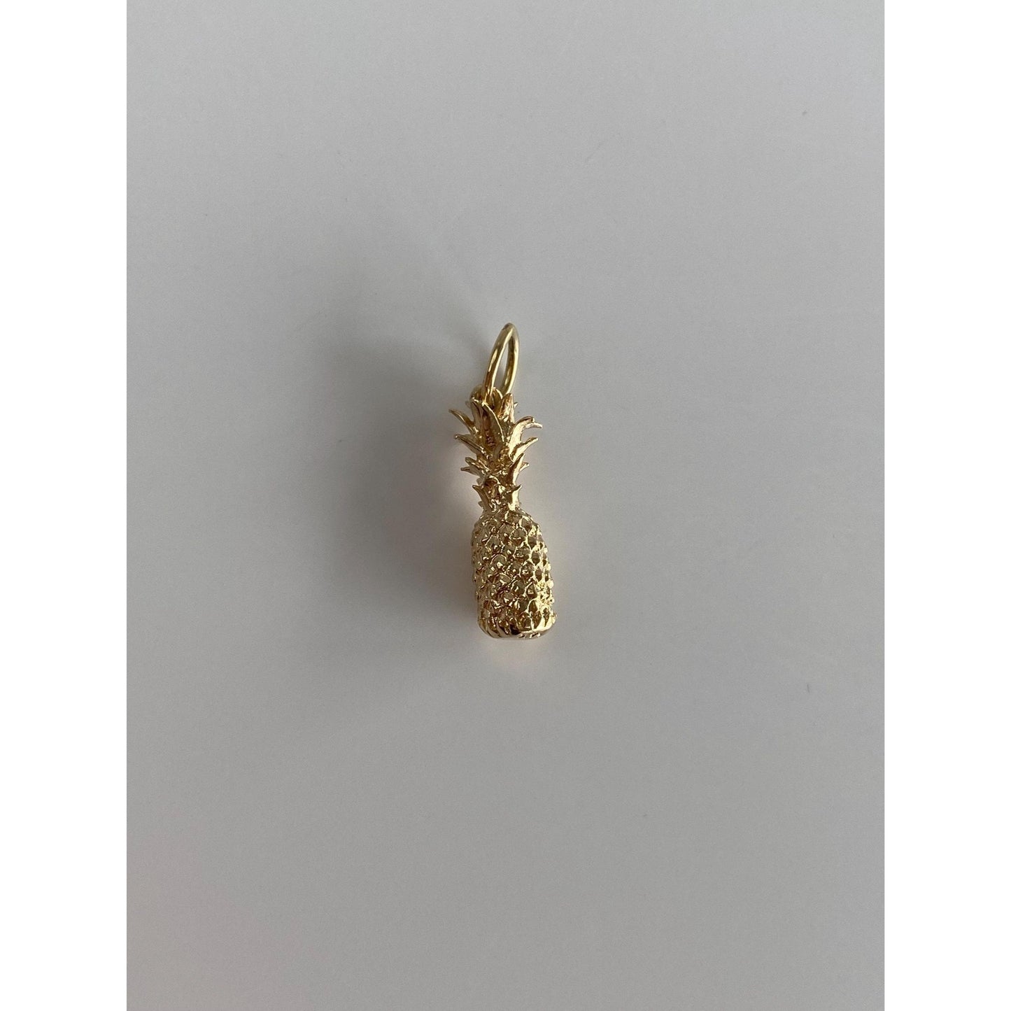 Vintage Solid 14k Yellow Gold Pineapple Charm