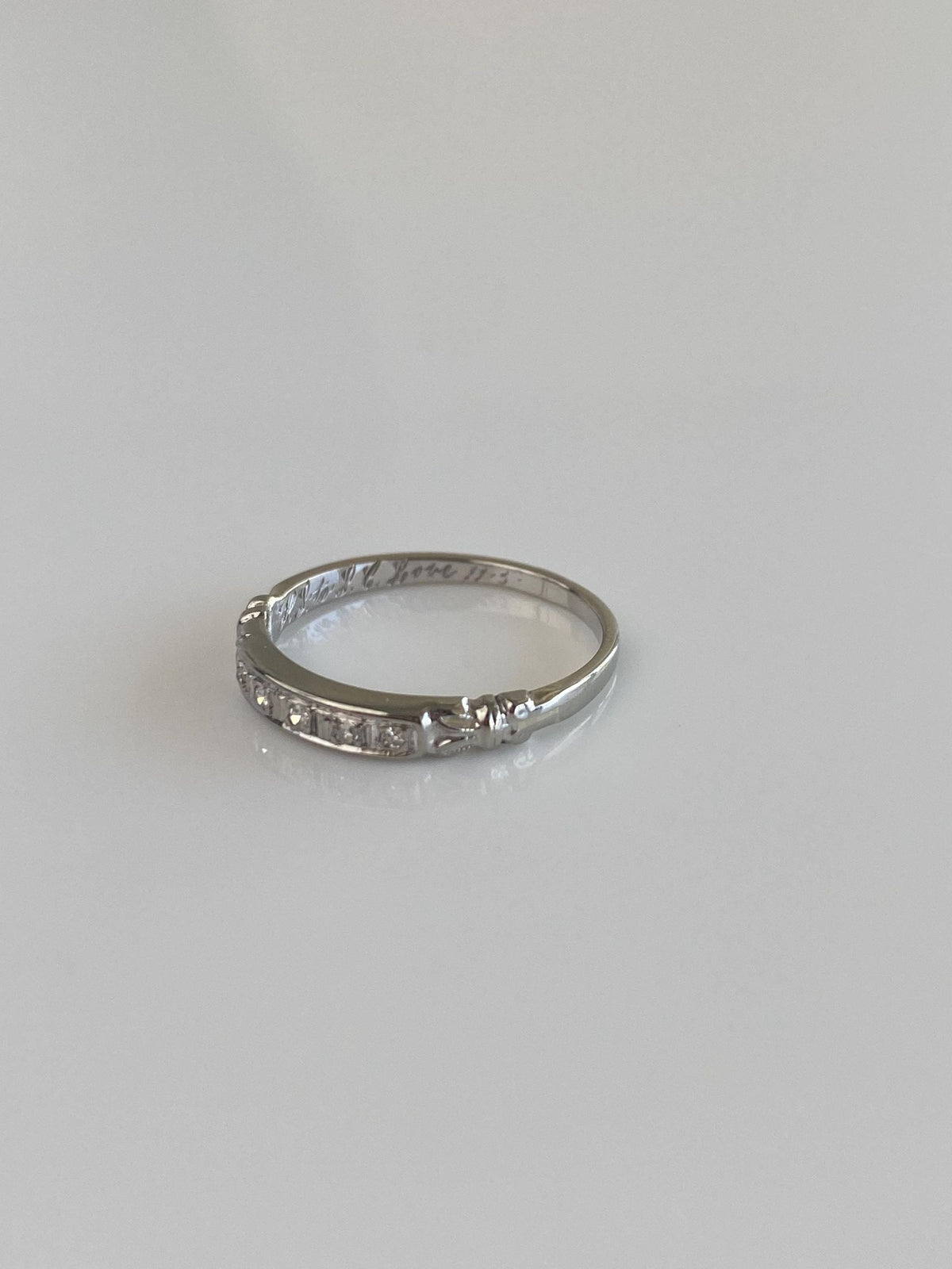 Vintage Solid 14k White Gold Clear Sapphire Ring Band - Size 4.25