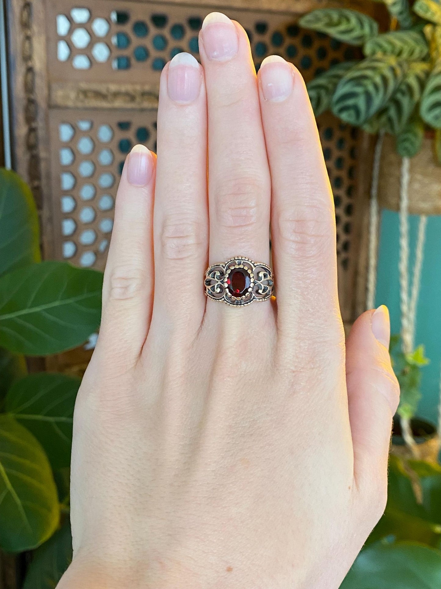 Vintage Solid 10k Yellow Gold Garnet Ring - Size 6.5