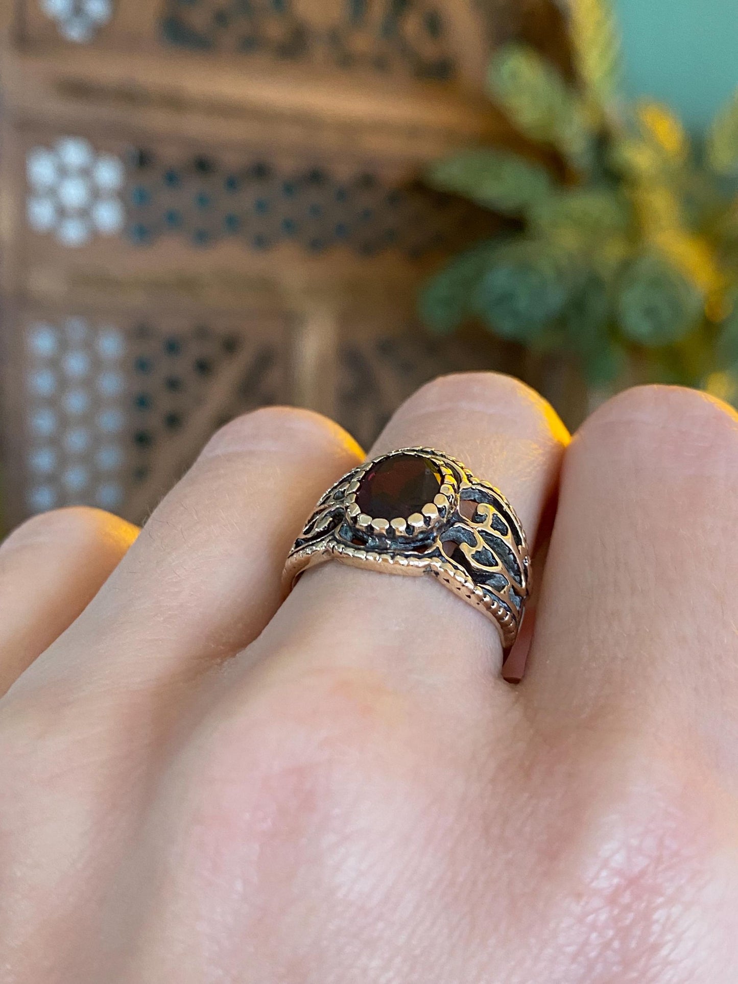 Vintage Solid 10k Yellow Gold Garnet Ring - Size 6.5