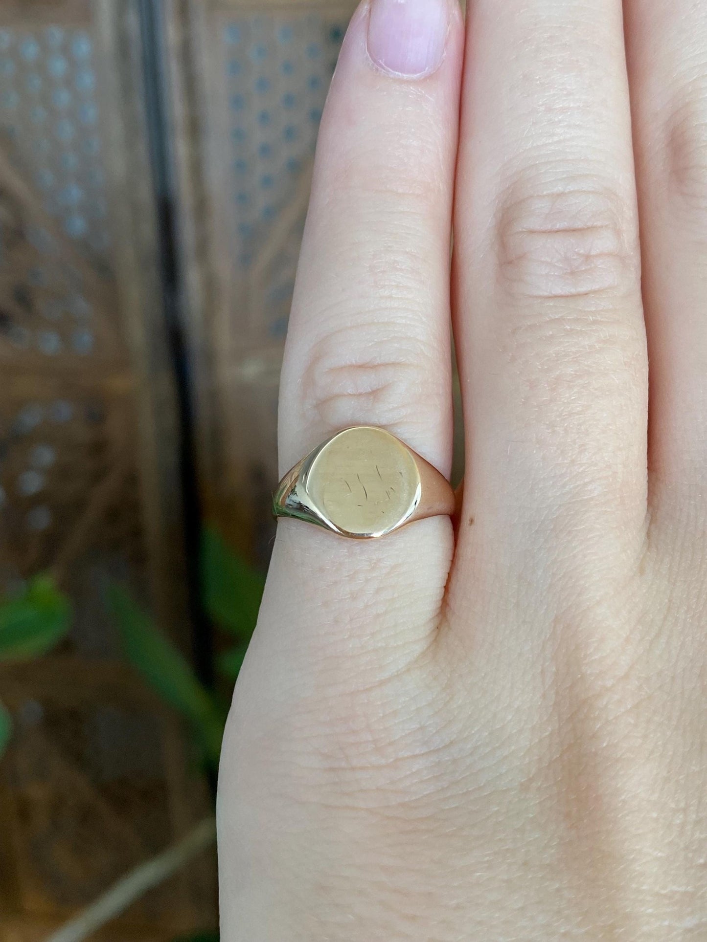 Vintage Solid 10k Yellow Gold Signet Ring - Size 4.75