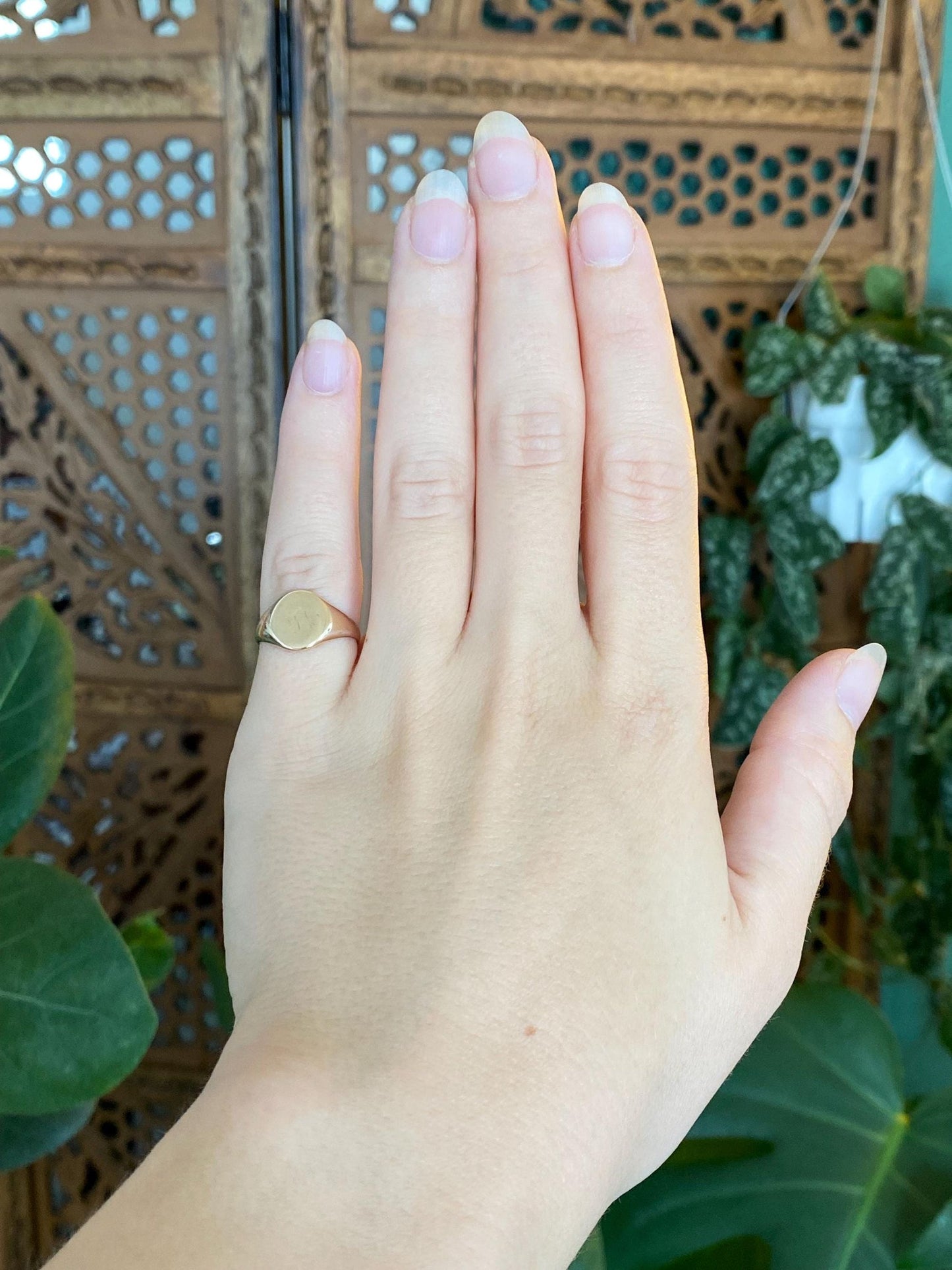 Vintage Solid 10k Yellow Gold Signet Ring - Size 4.75