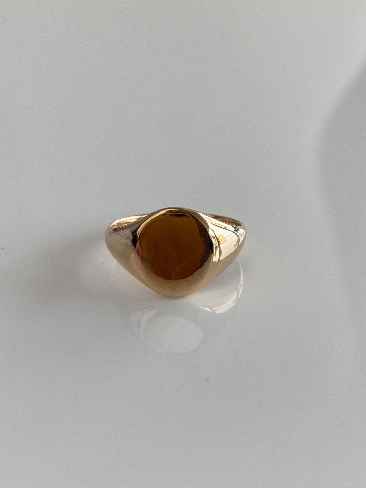 Vintage Solid 10k Yellow Gold Signet Ring - Size 4.75
