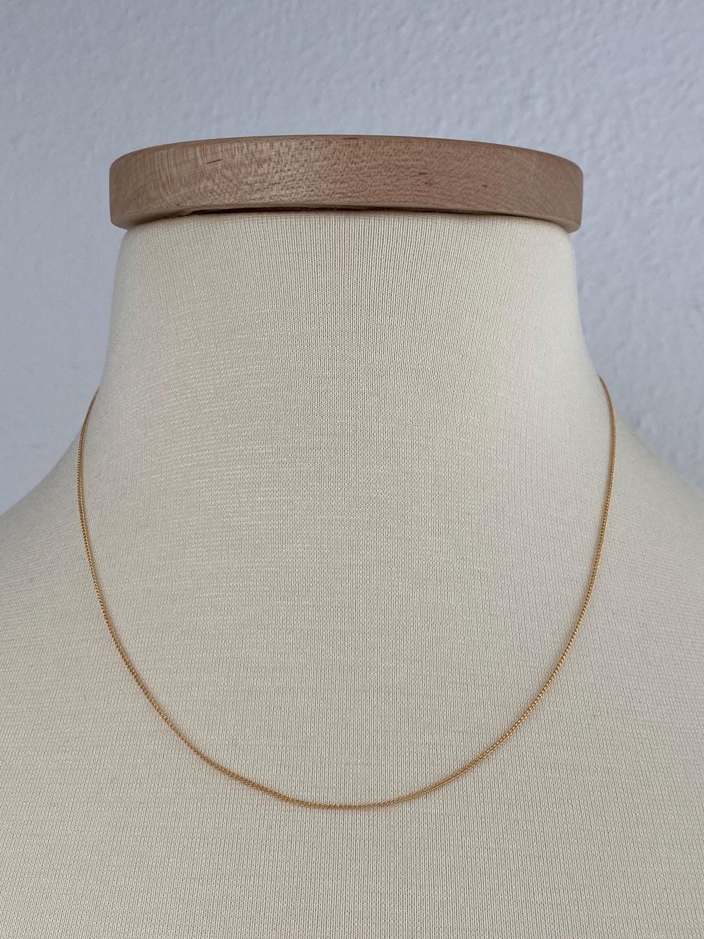 Vintage Solid 10k Yellow Gold Tight Curb Chain Necklace - 18 inches