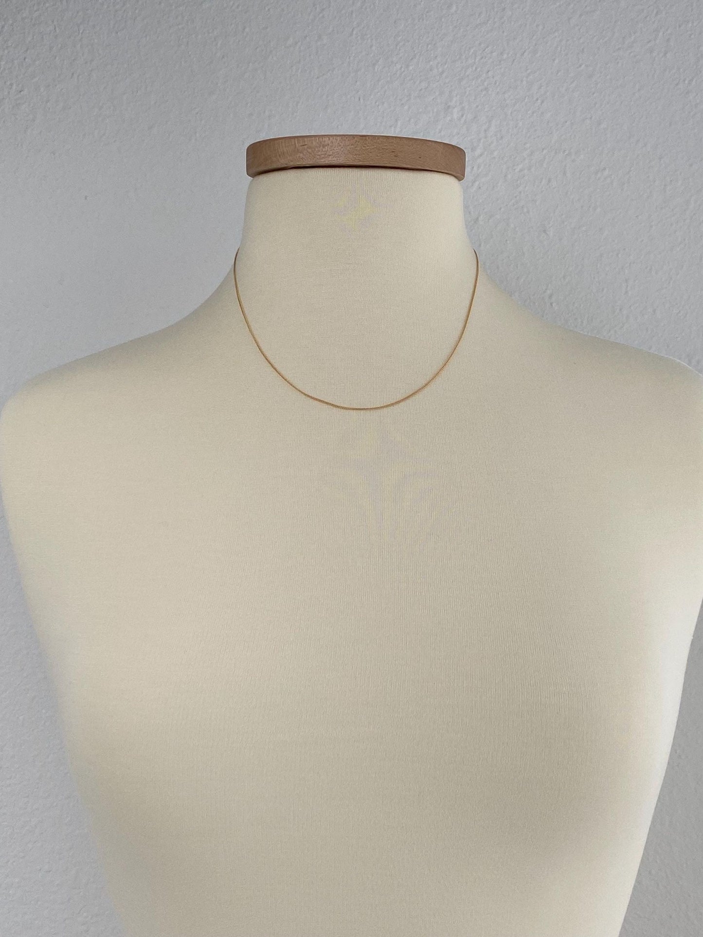 Vintage Solid 10k Yellow Gold Tight Curb Chain Necklace - 18 inches