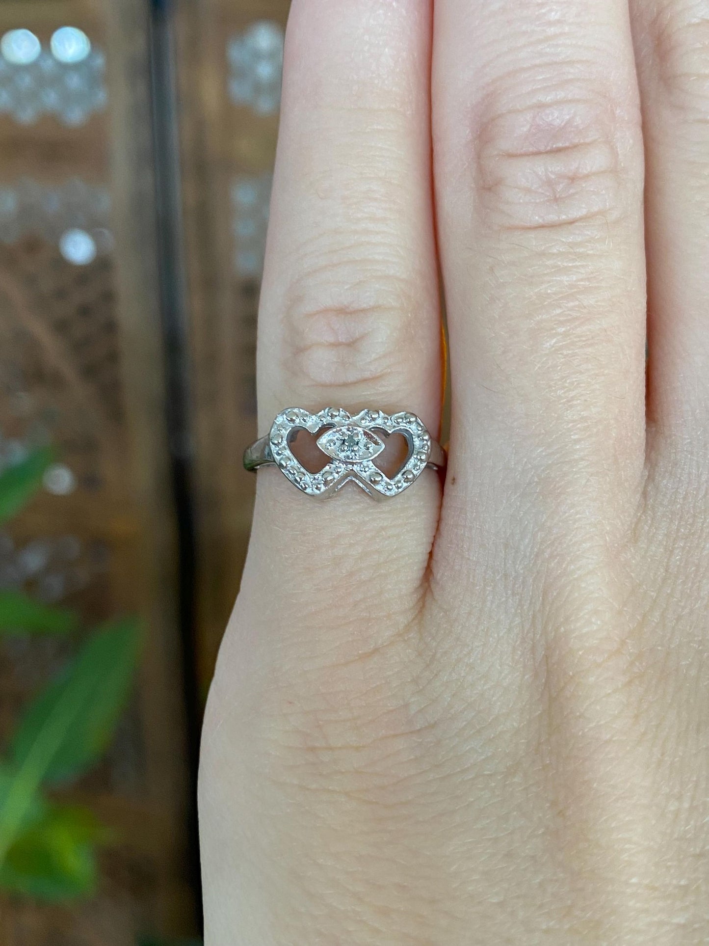 Vintage Solid 10k White Gold Diamond Hearts Ring - Size 4