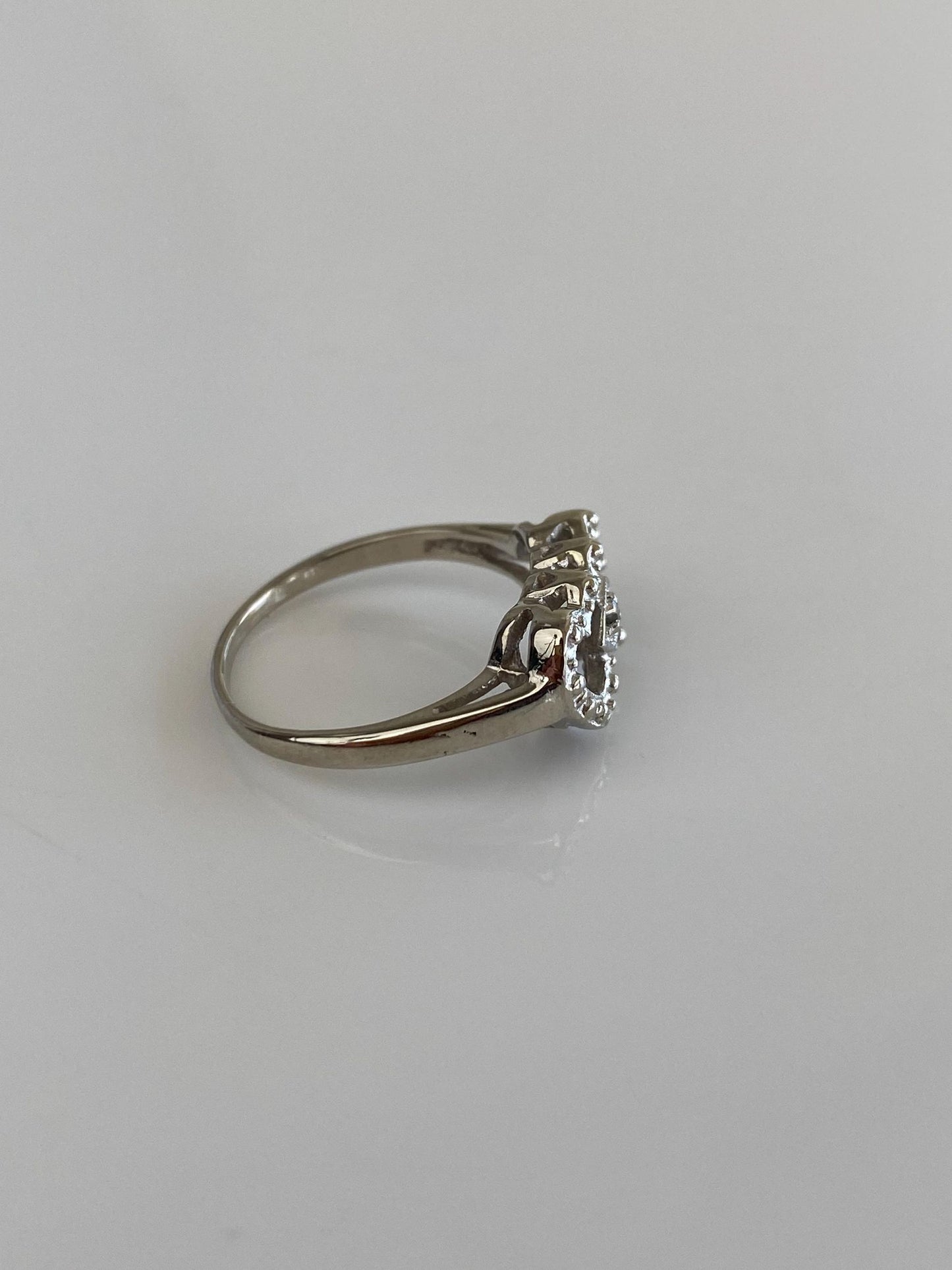 Vintage Solid 10k White Gold Diamond Hearts Ring - Size 4