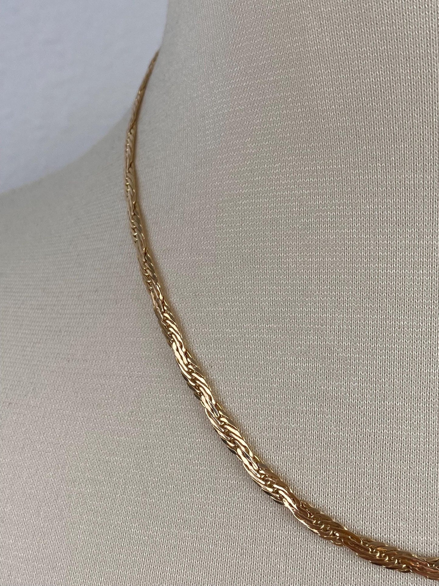 Vintage Solid 14k Yellow Gold Flat Chain Necklace - 18 inches