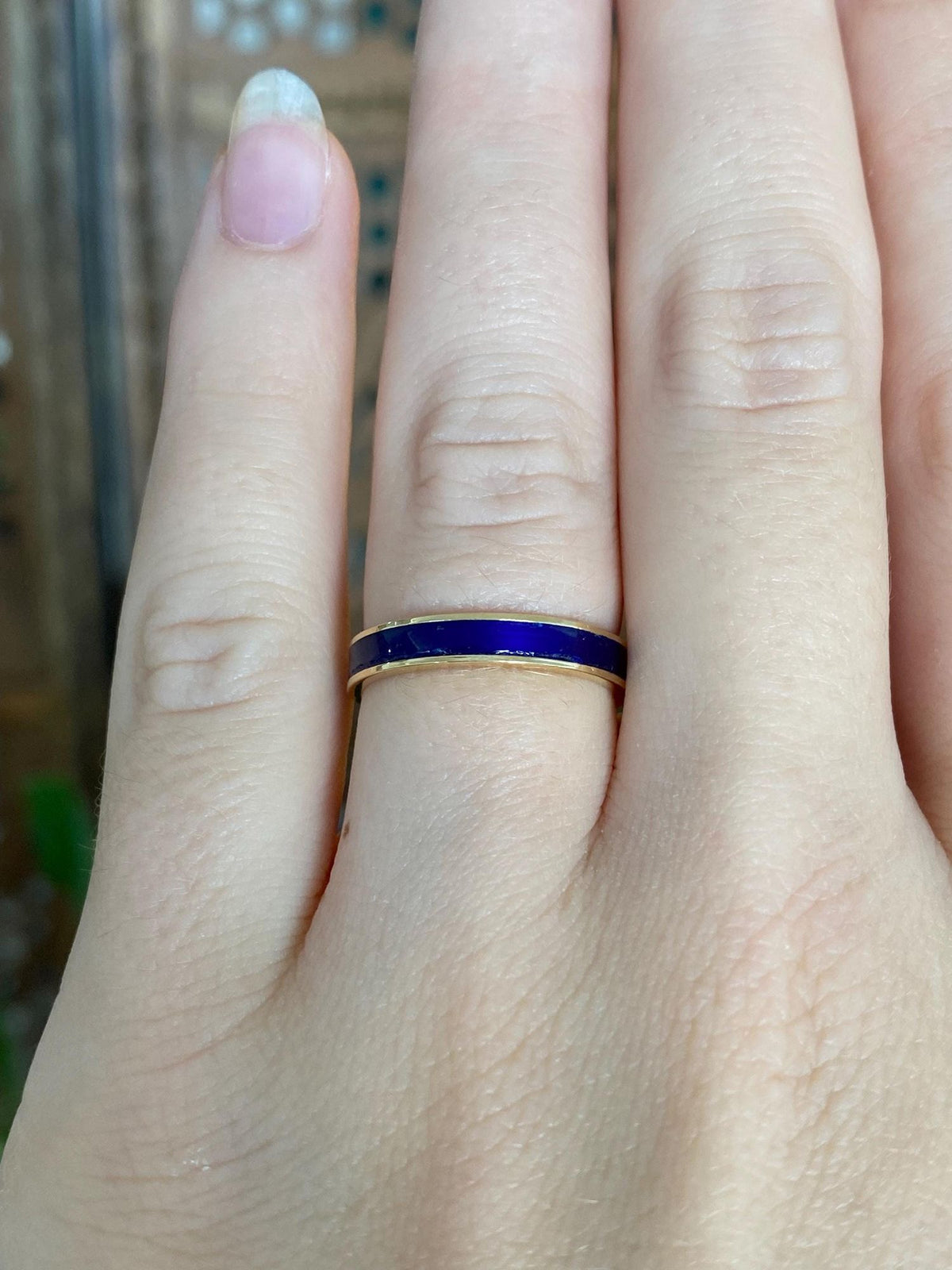Vintage Solid 18k Yellow Gold Blue Enamel Inlay Ring Band - Size 6.5