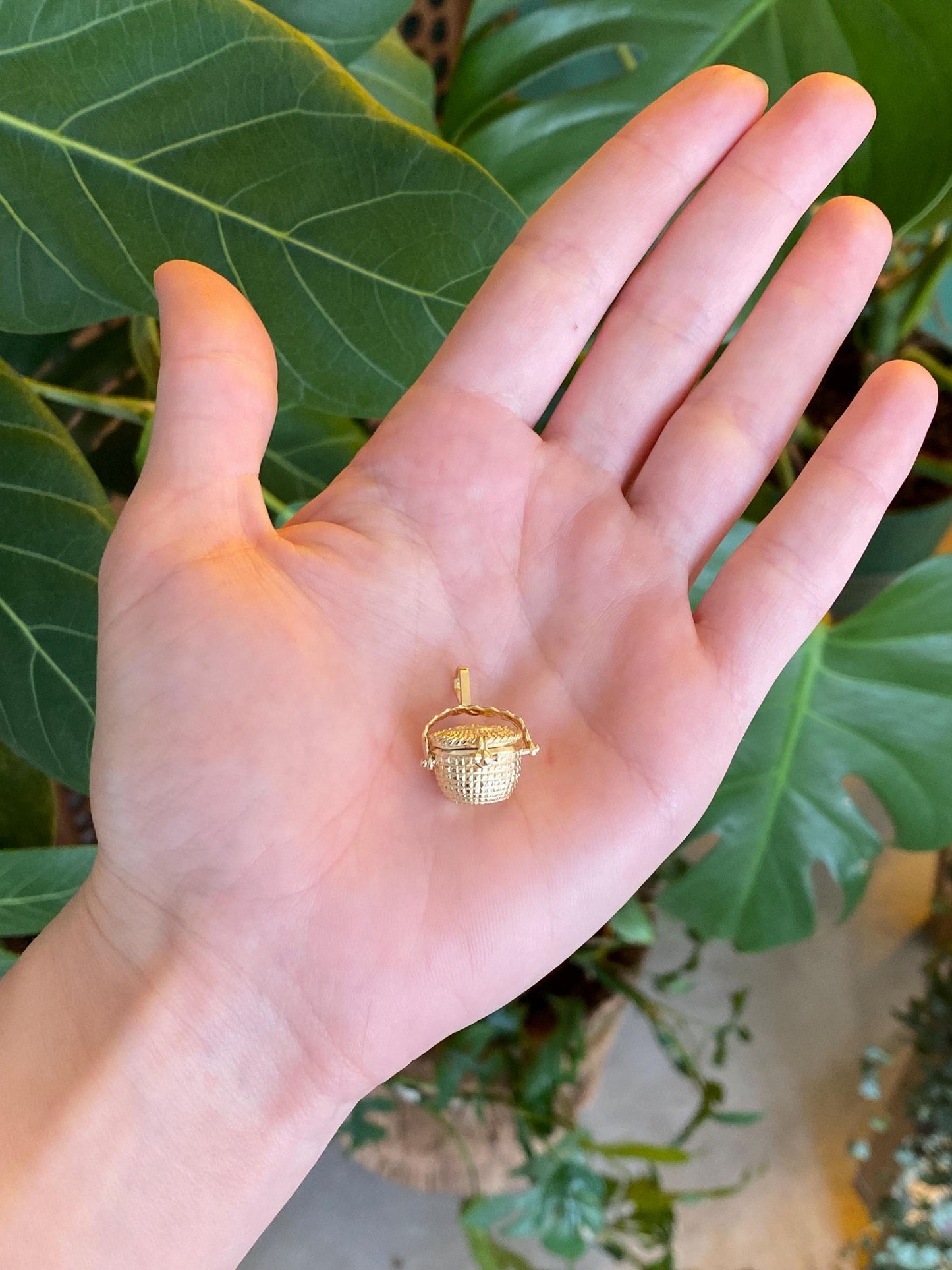 Vintage Solid 14k Yellow Gold Articulated Basket Charm