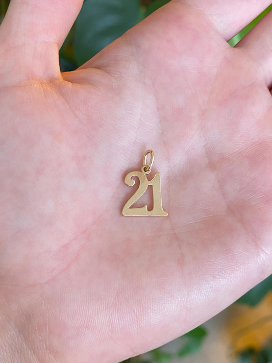 Vintage Solid 14k Yellow Gold Number '21' Charm