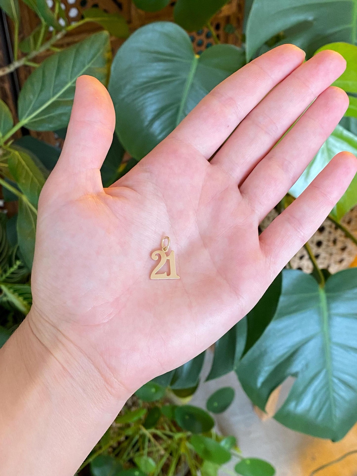 Vintage Solid 14k Yellow Gold Number '21' Charm