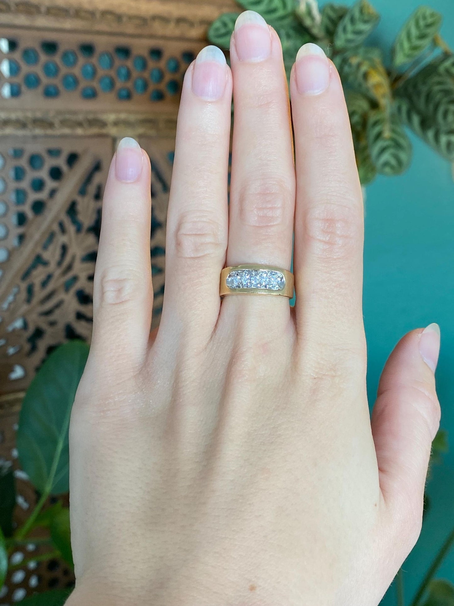 Vintage Solid 14k White & Yellow Gold Clear Cubic Zirconia Ring Band - Size 6.5