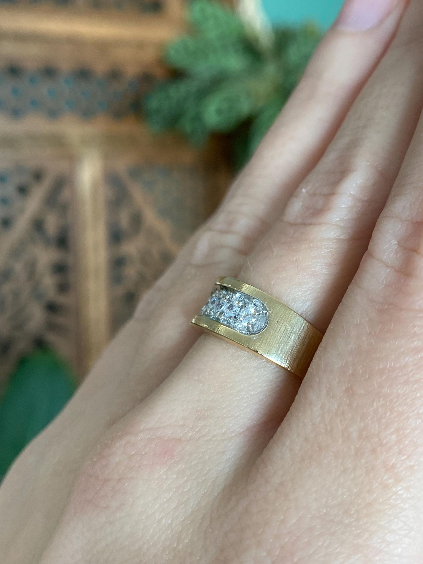 Vintage Solid 14k White & Yellow Gold Clear Cubic Zirconia Ring Band - Size 6.5