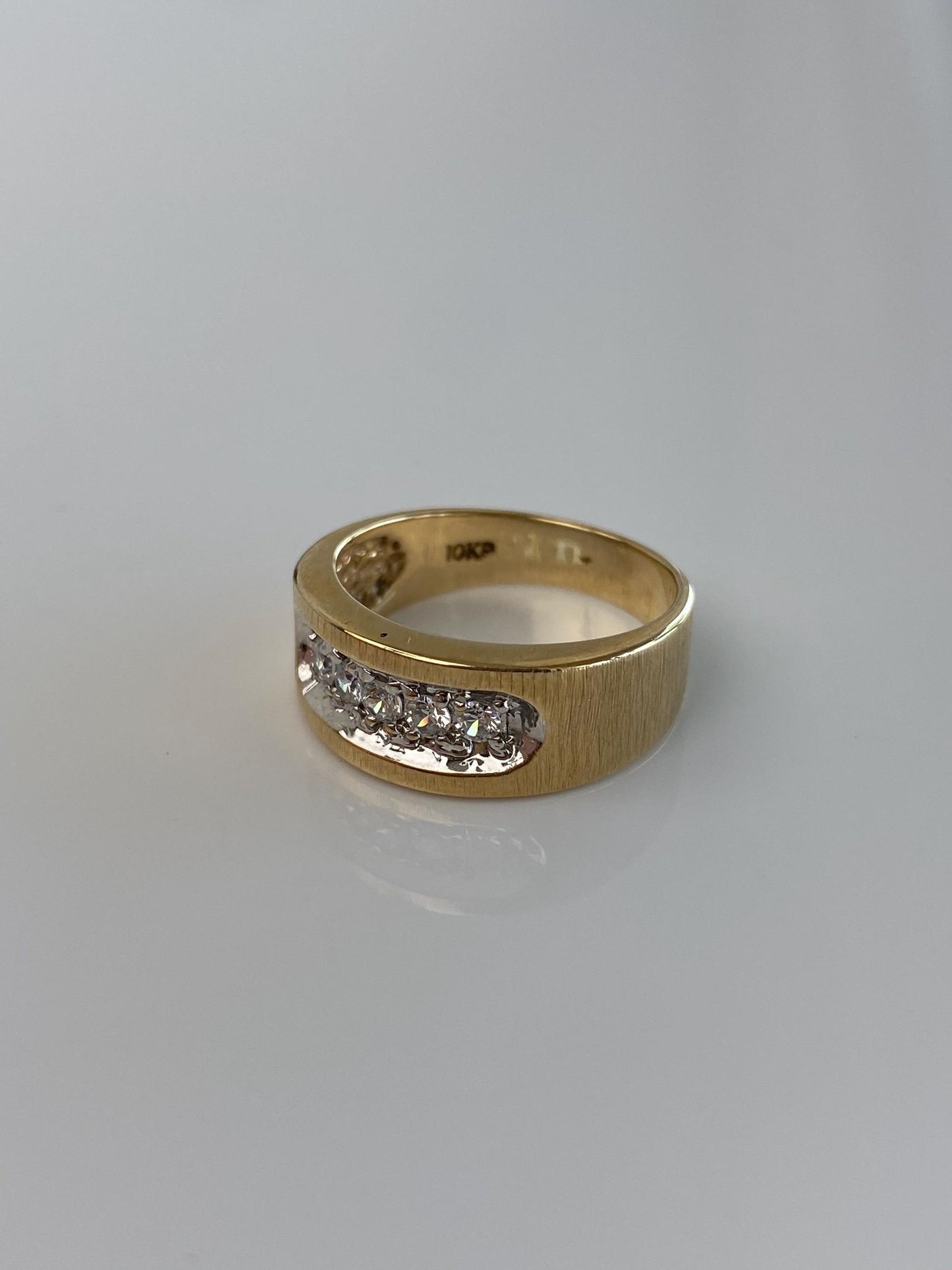 Vintage Solid 14k White & Yellow Gold Clear Cubic Zirconia Ring Band - Size 6.5