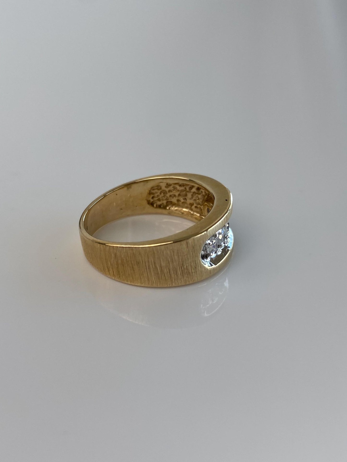 Vintage Solid 14k White & Yellow Gold Clear Cubic Zirconia Ring Band - Size 6.5