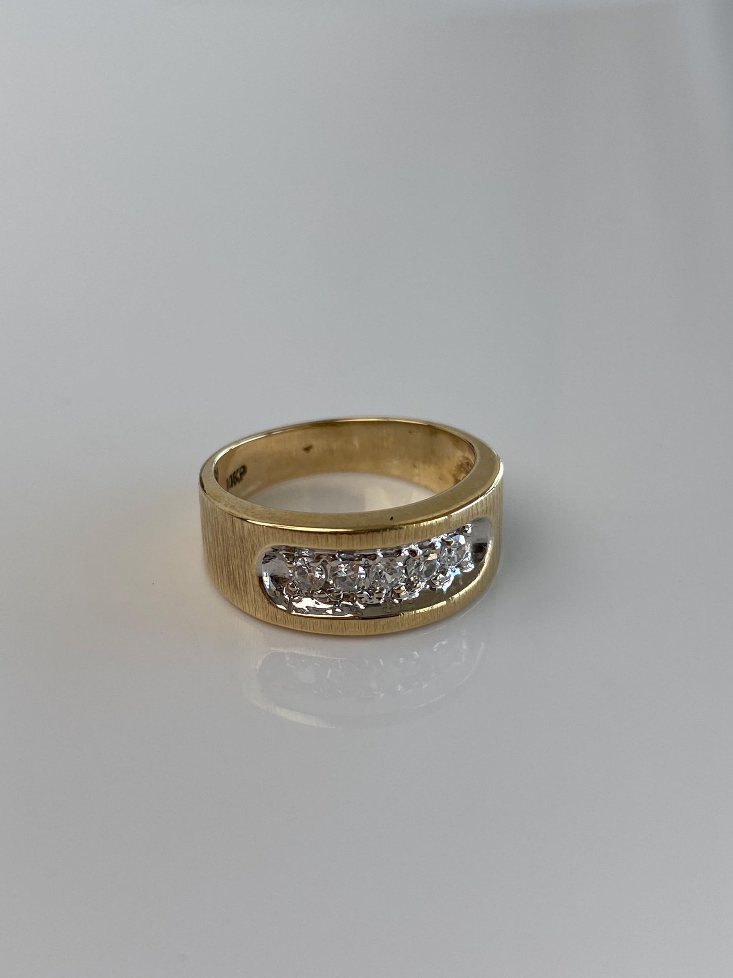 Vintage Solid 14k White & Yellow Gold Clear Cubic Zirconia Ring Band - Size 6.5