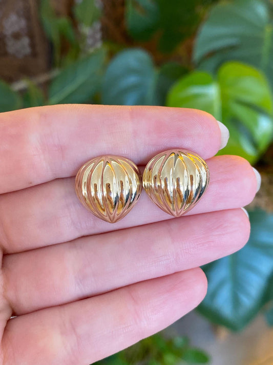Vintage 14k Yellow Gold Fluted Domed Stud Earrings
