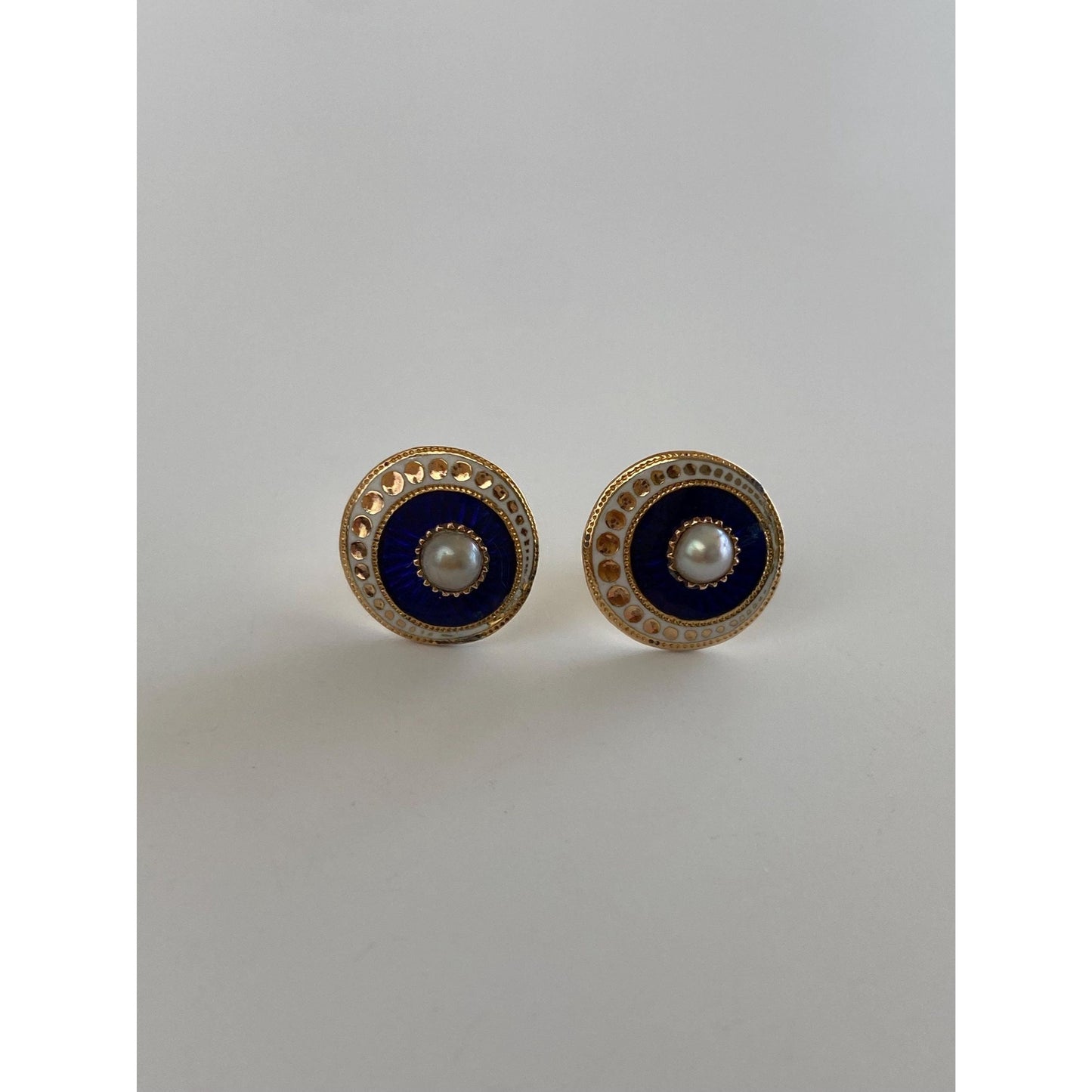 Vintage 14k Yellow Gold Enamel Pearl Stud Earrings