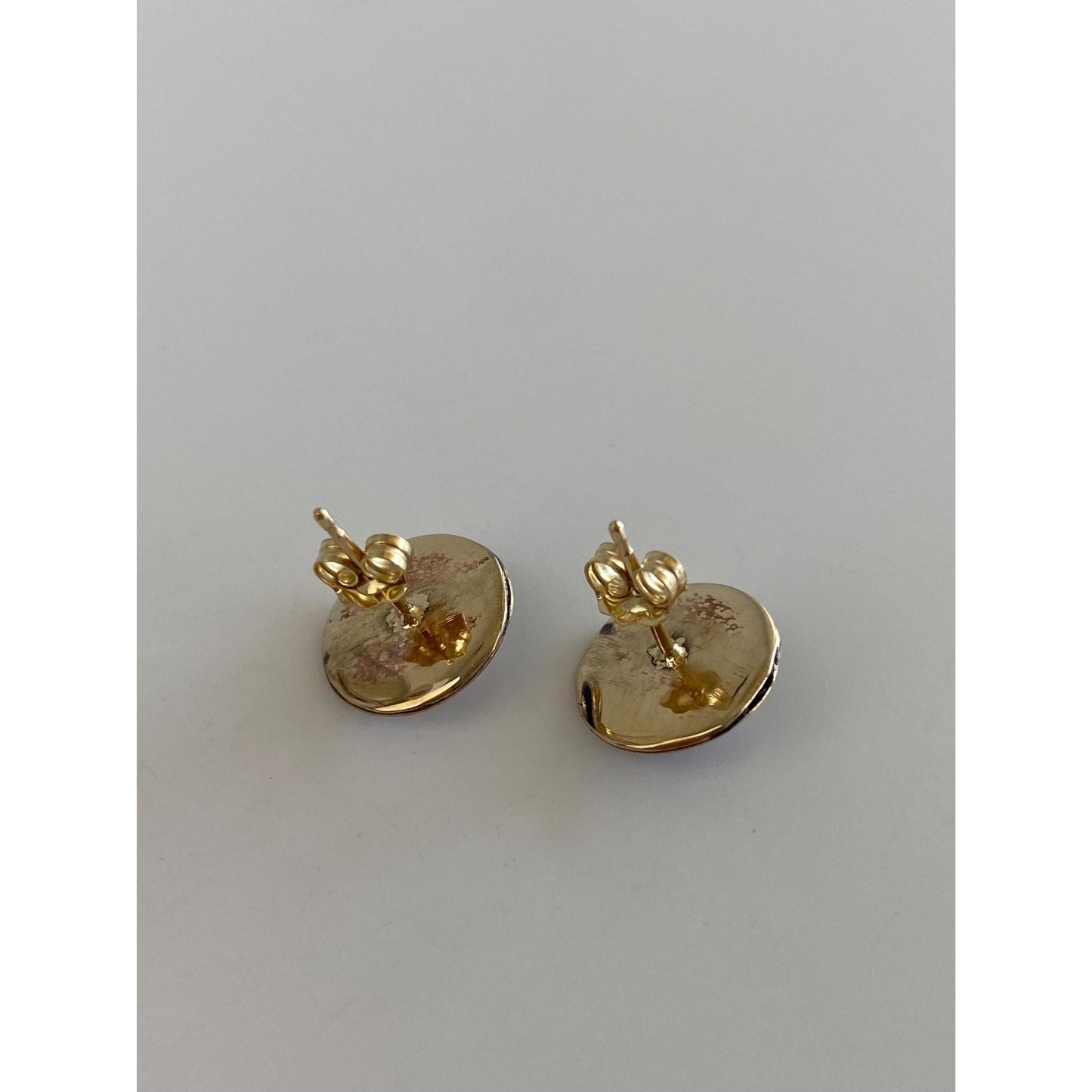 Vintage 14k Yellow Gold Enamel Pearl Stud Earrings