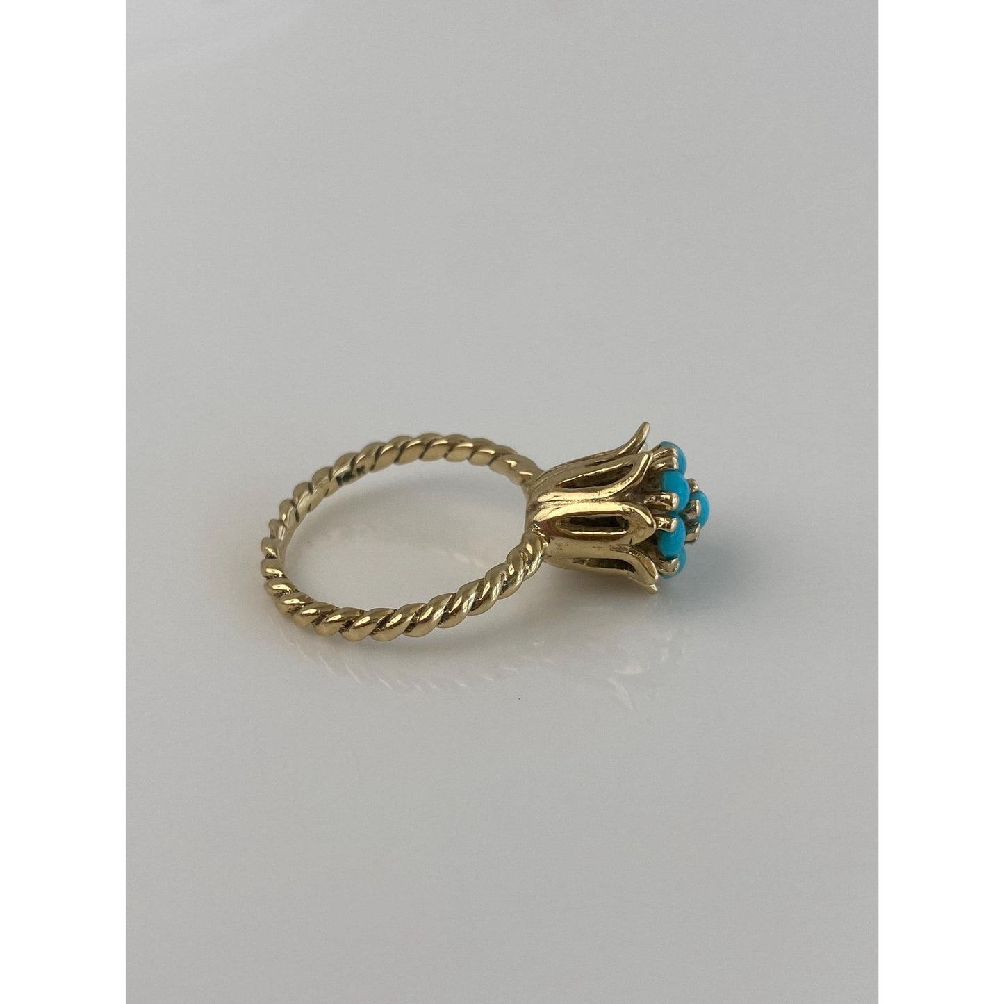 Vintage Solid 14k Yellow Gold Turquoise Flower Ring - Size 5.25