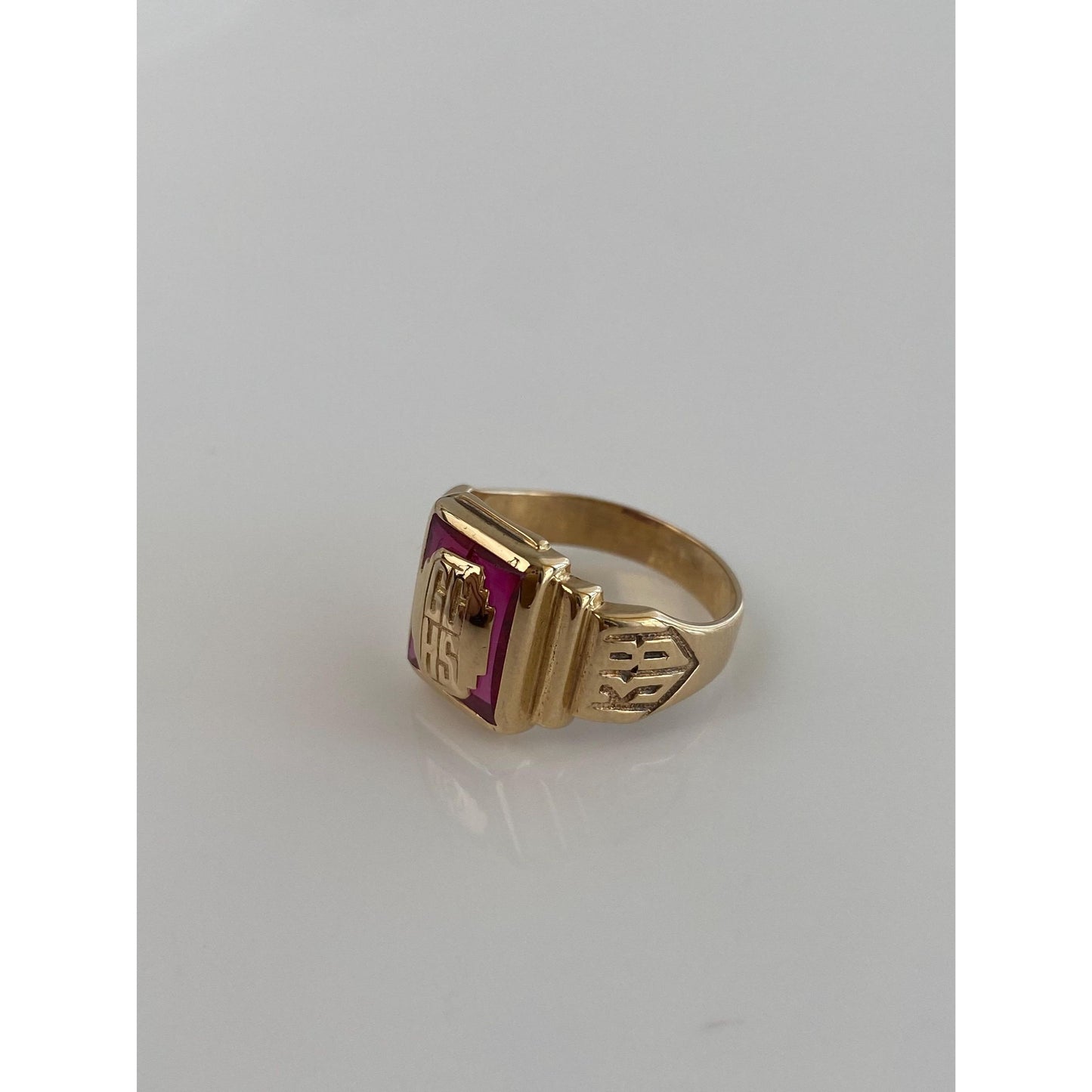 Vintage Solid 10k Yellow Gold Pink Sapphire 1938 Class Ring - Size 6.25