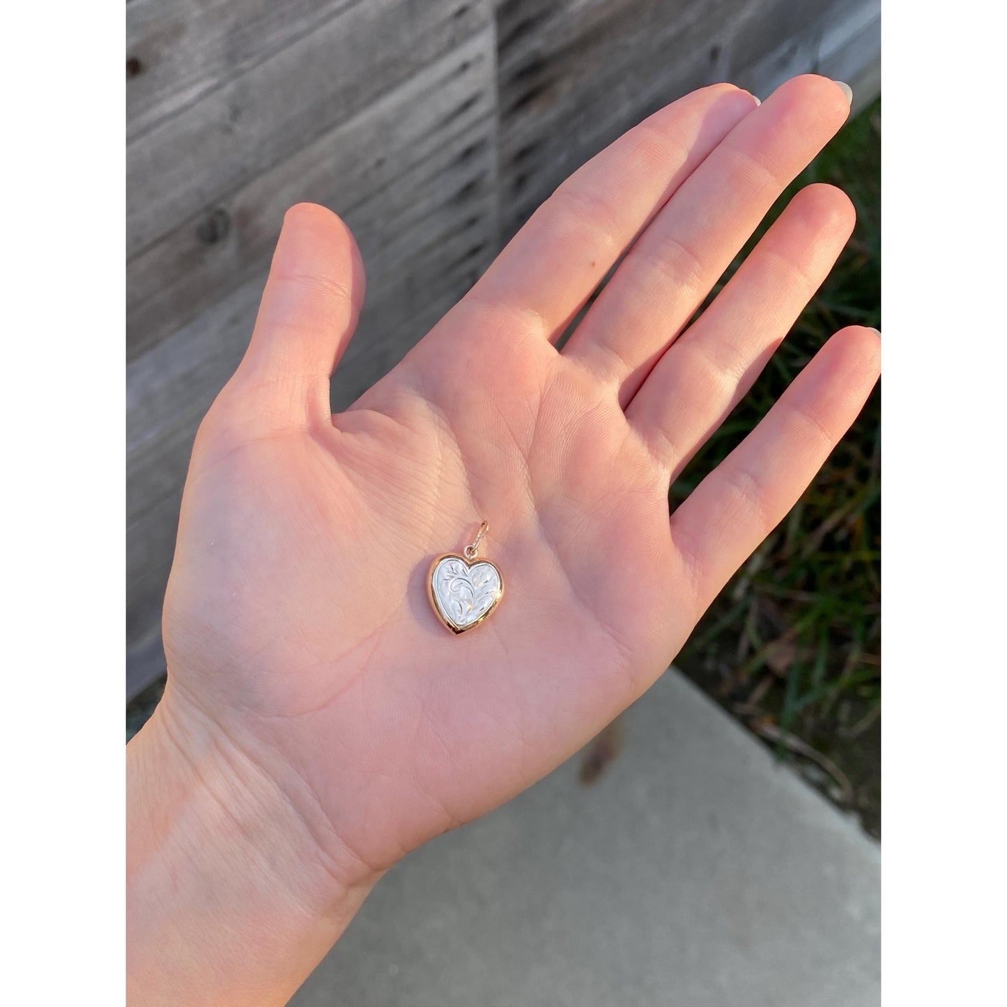 Vintage 10k Yellow Gold Engraved Puffy Heart Charm