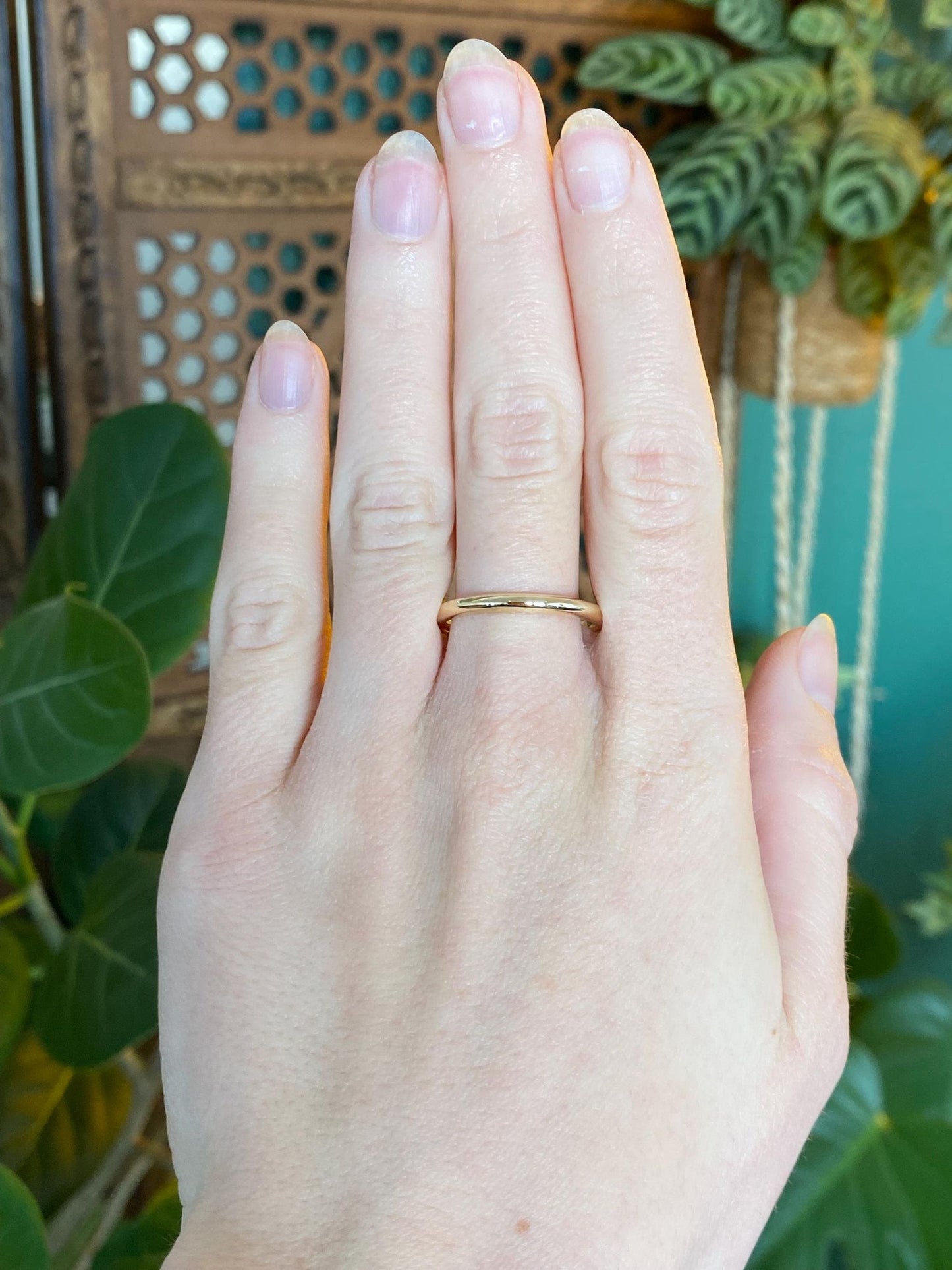 Vintage Solid 14k Yellow Gold Ring Band - Size 10
