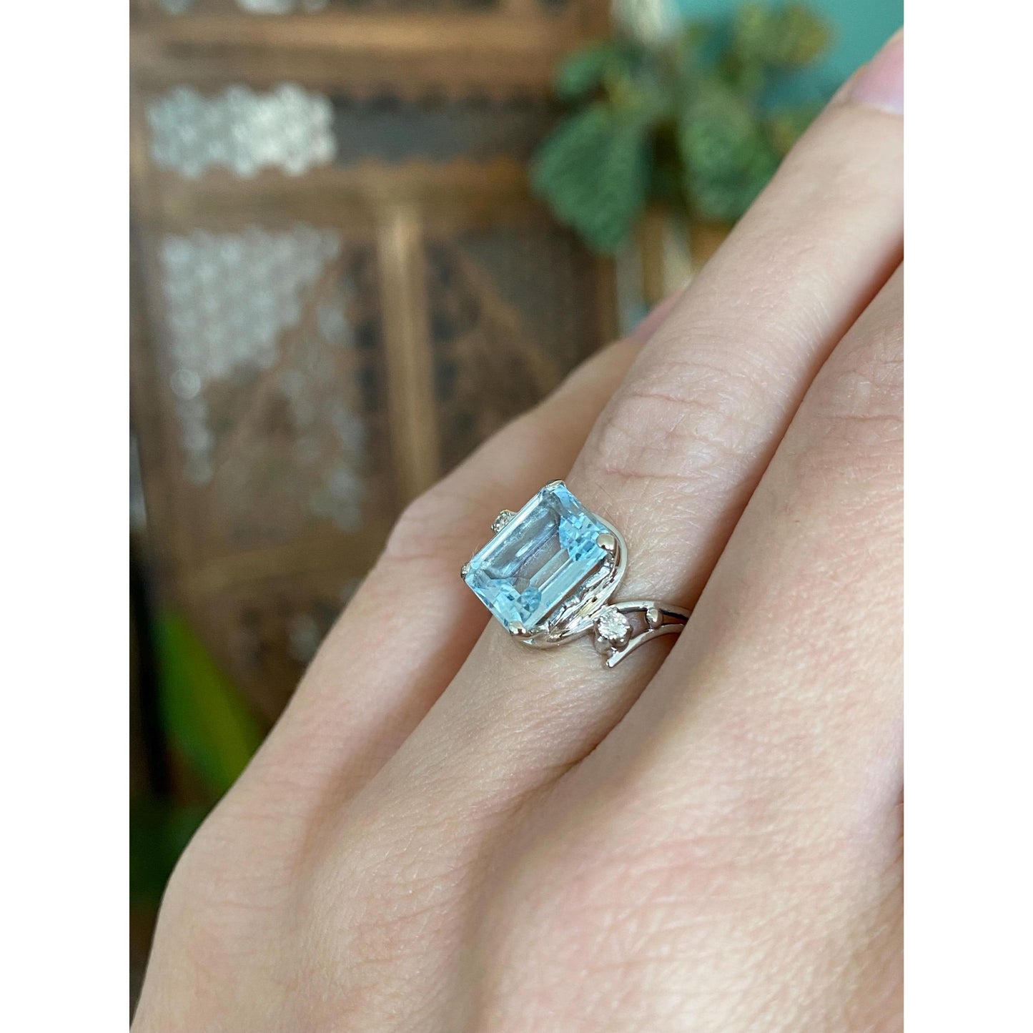 Vintage Solid 14k White Gold Diamond Aquamarine Ring - Size 4.25