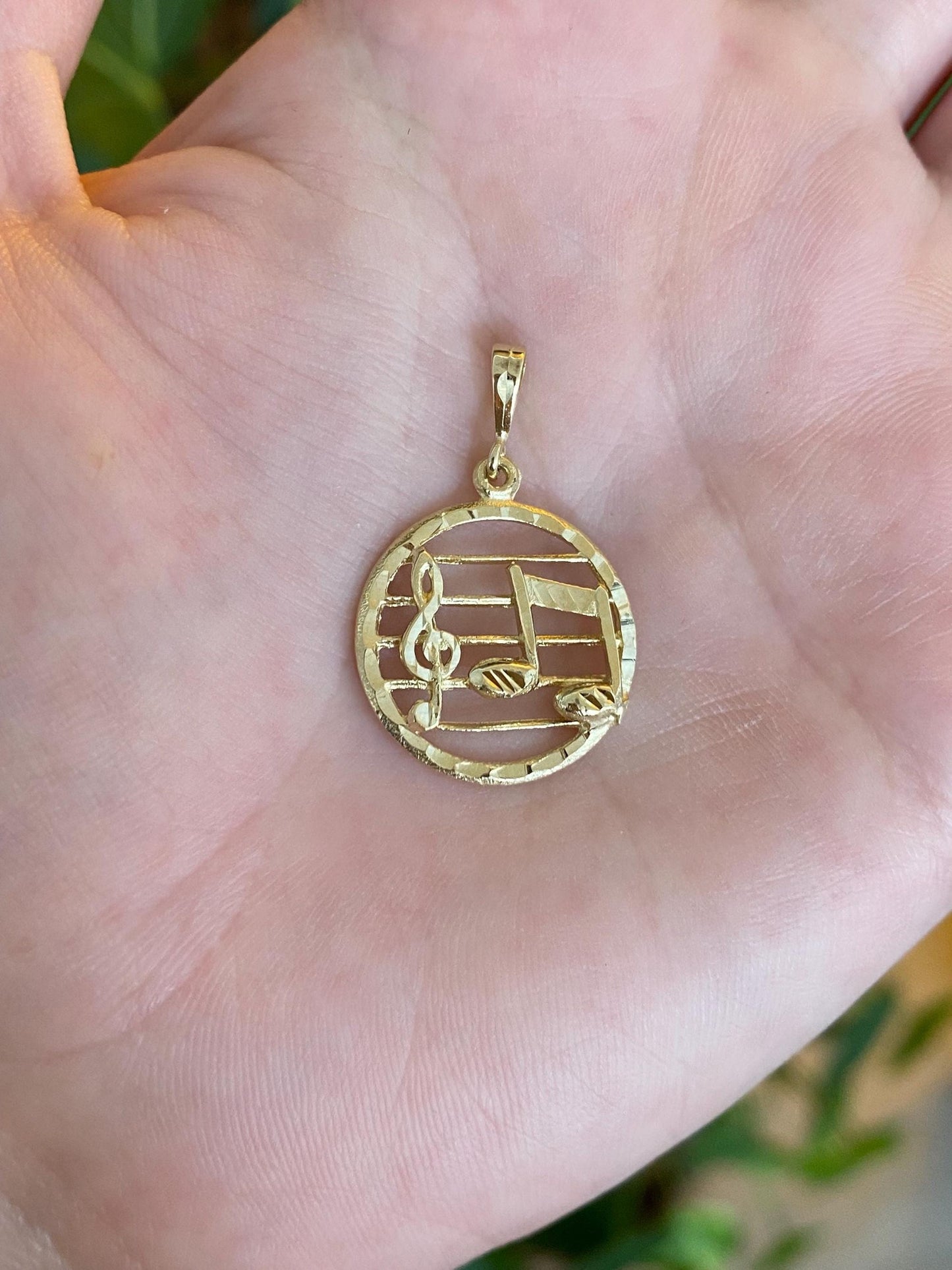 Vintage Solid 14k Yellow Gold Diamond Cut Music Symbols Charm
