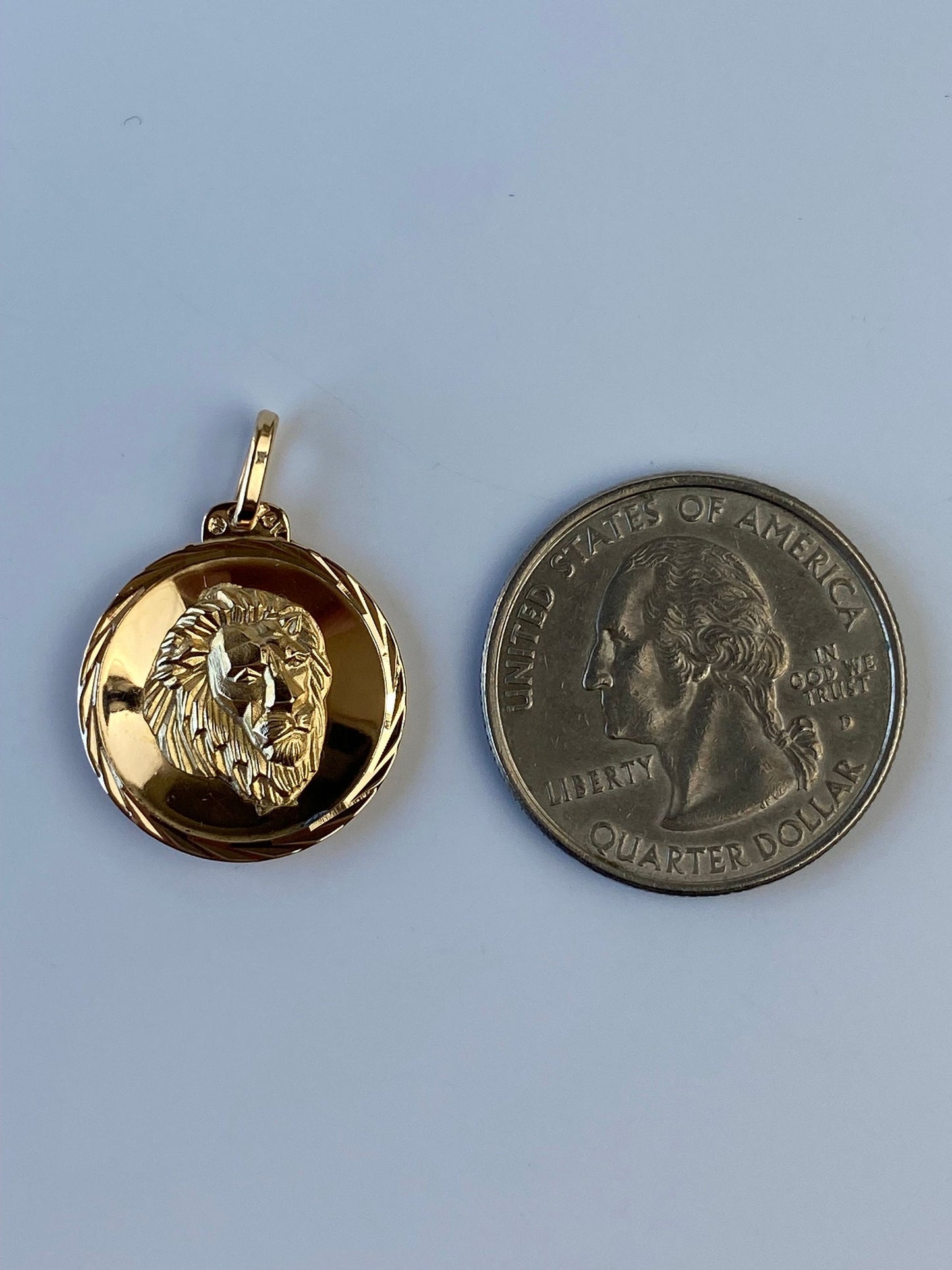 Vintage Solid 14k Yellow Gold Large Leo Zodiac Charm