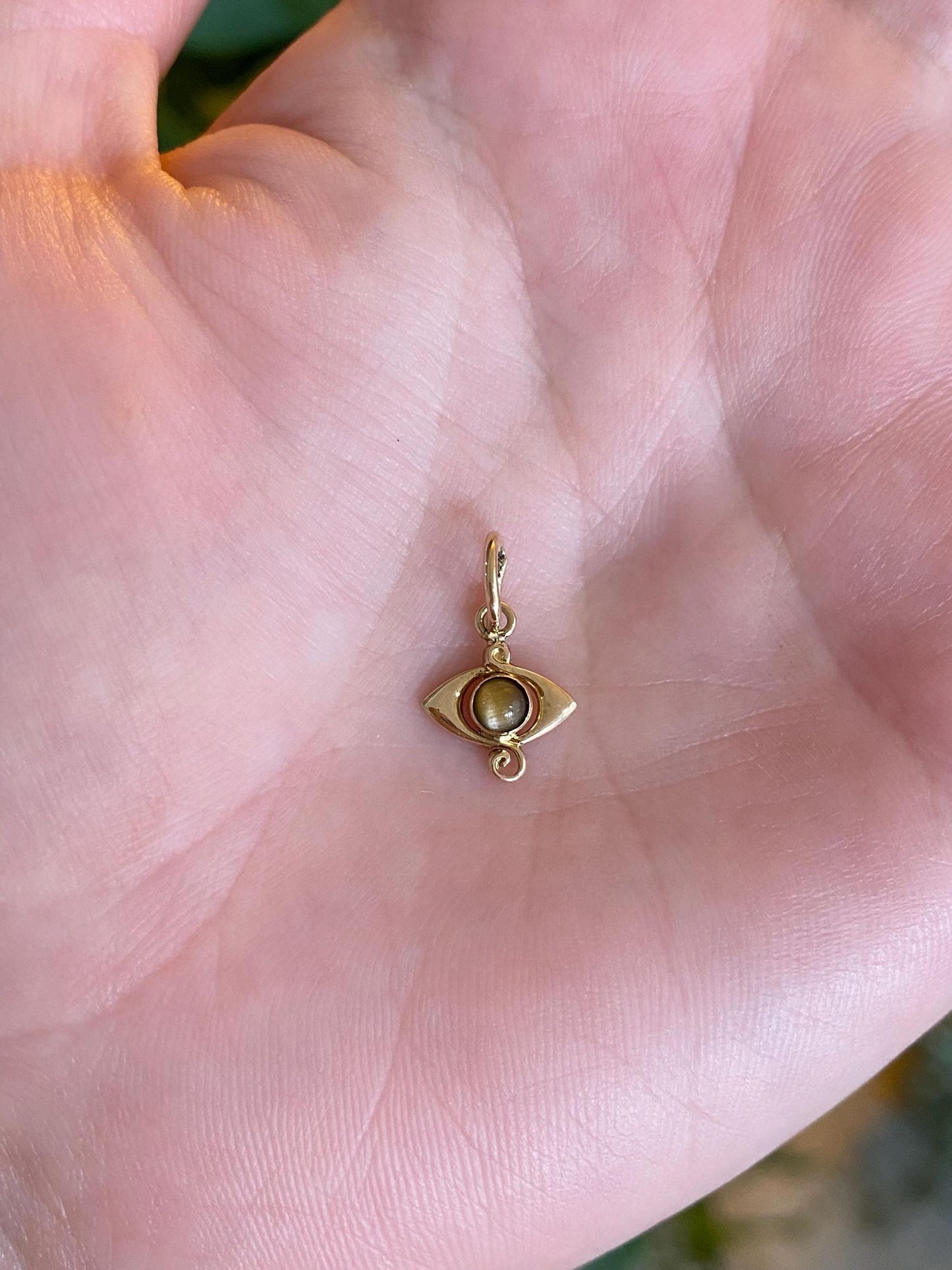 Vintage Solid 14k Yellow Gold Tigers Eye Stick Pin Charm