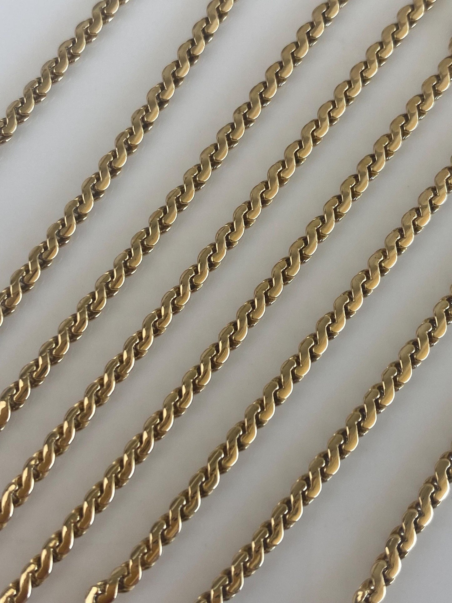 Vintage Solid 18k Yellow Gold Chunky Long Serpentine Chain Necklace - 23.25 inches