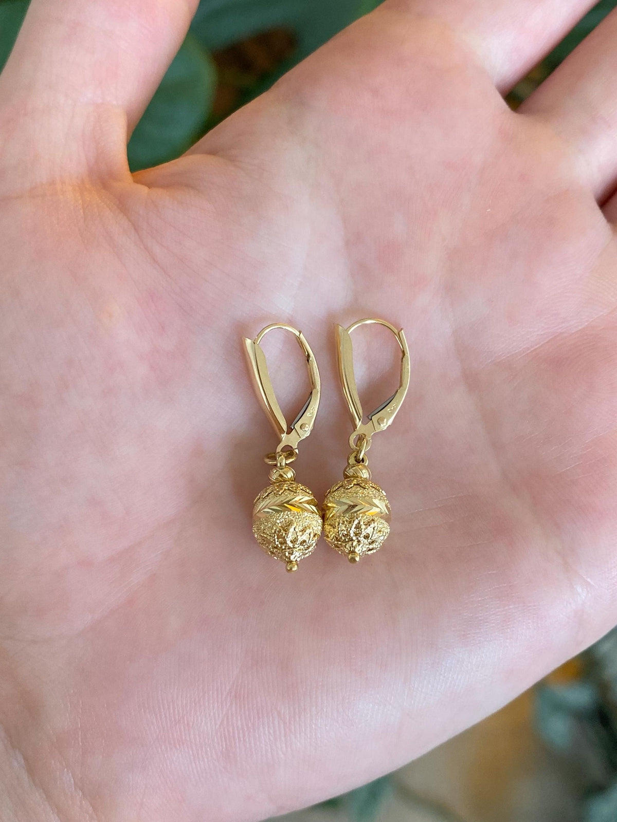 Vintage 14k & 18k Yellow Gold Diamond Cut Sparkly Ball Dangle Earrings