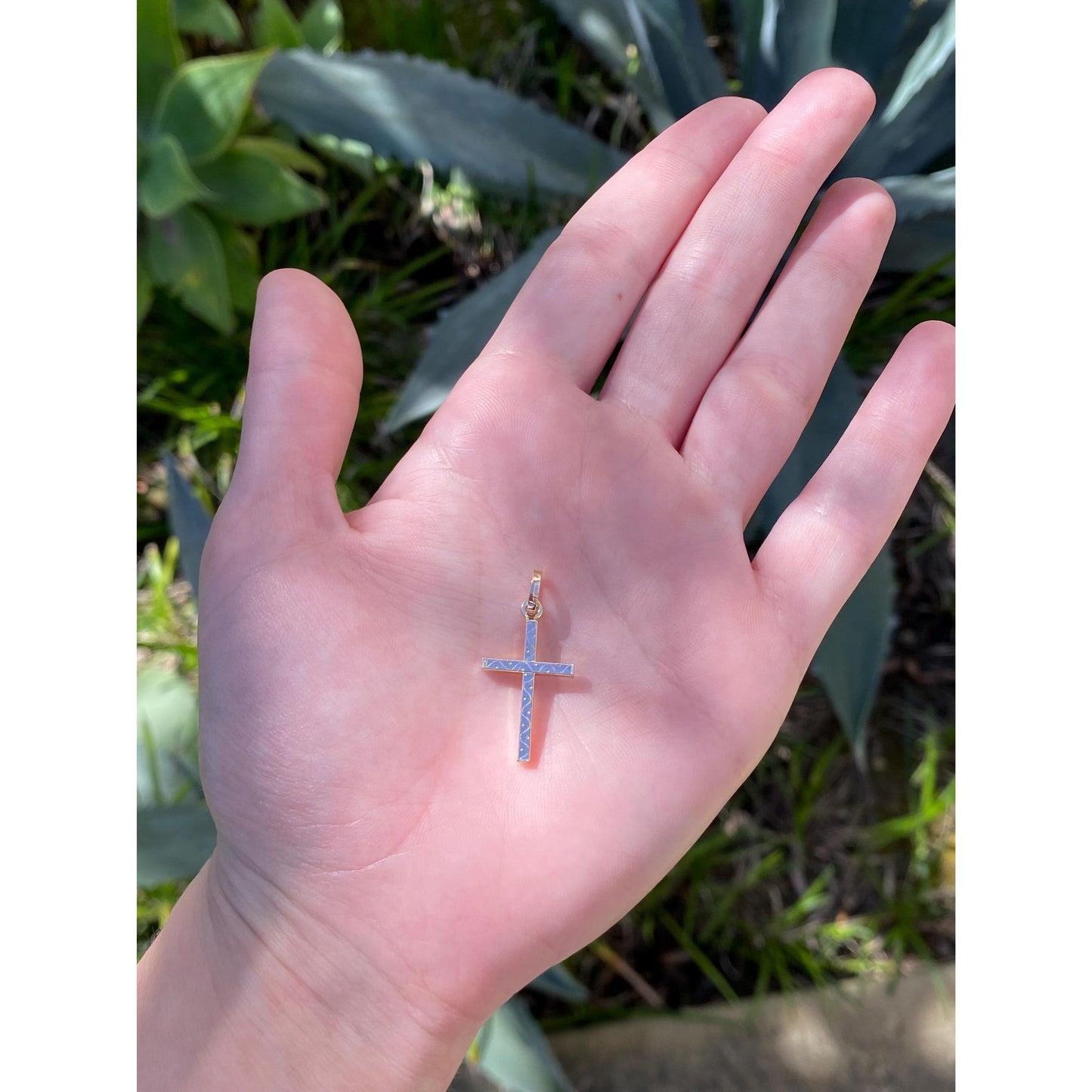 Vintage 14k Yellow Gold Designed Cross Charm