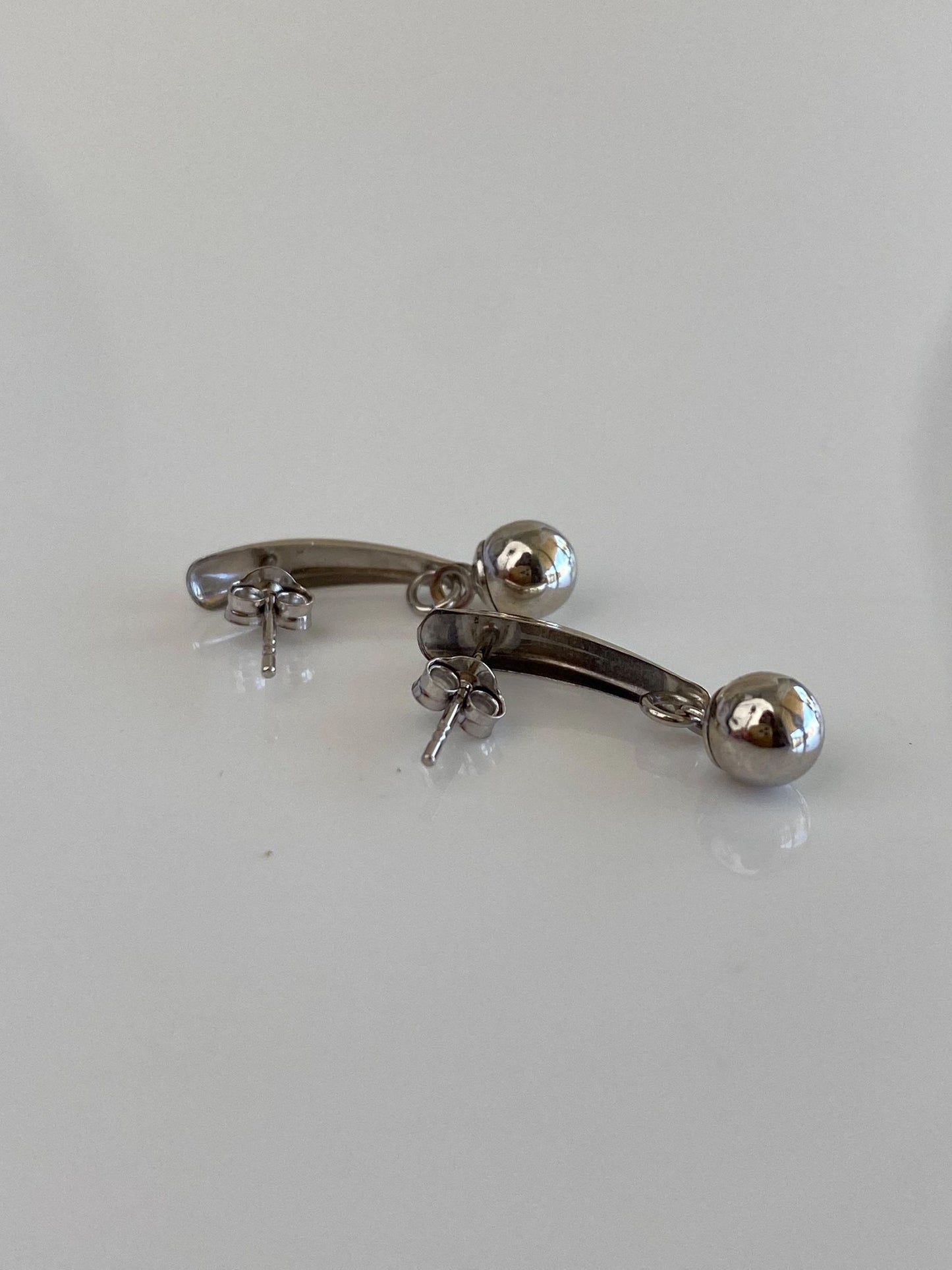 Vintage 14k White Gold Ball Dangle Stud Earrings