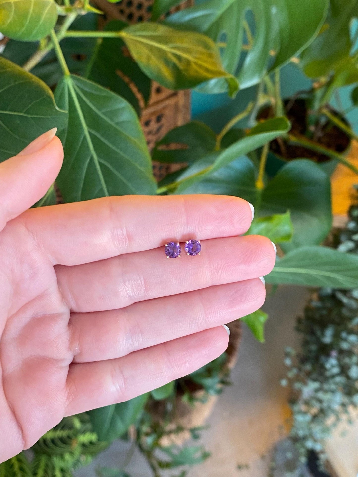 Vintage Solid 14k Yellow Gold Amethyst Stud Earrings