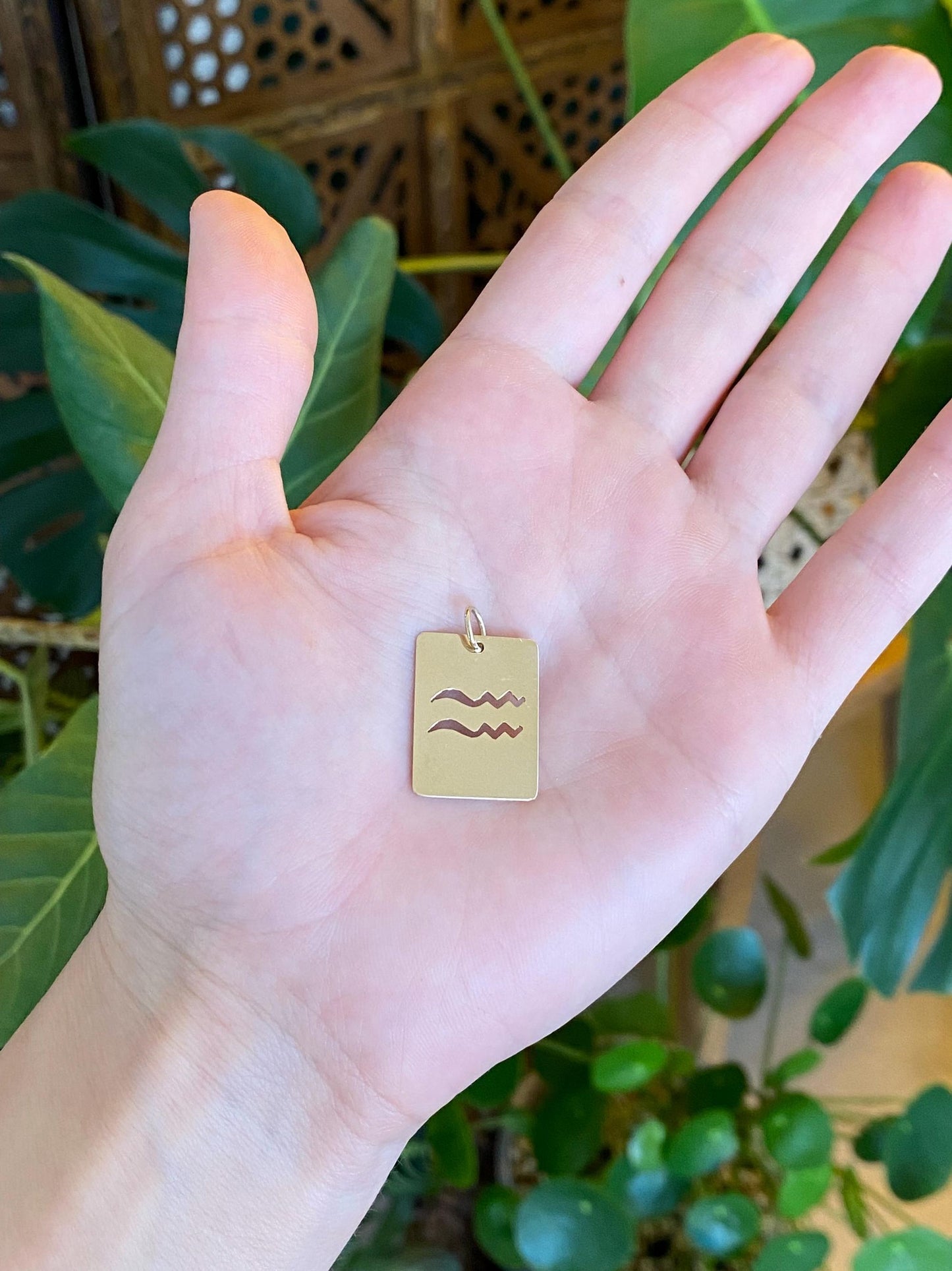 Vintage Solid 14k Yellow Gold Waves Aquarius Charm