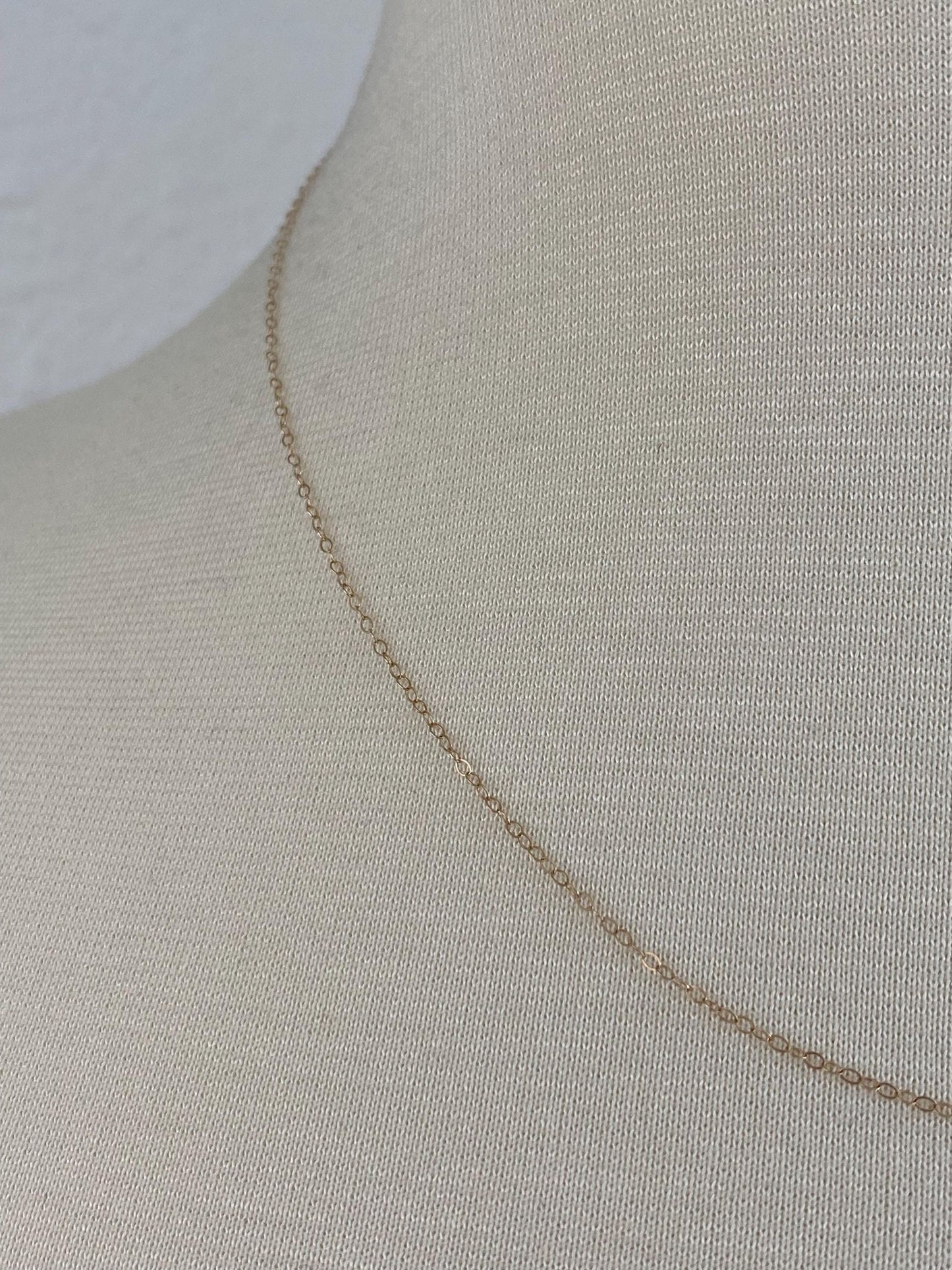 Vintage Solid 14k Yellow Gold Dainty Cable Chain Necklace - 18 inches