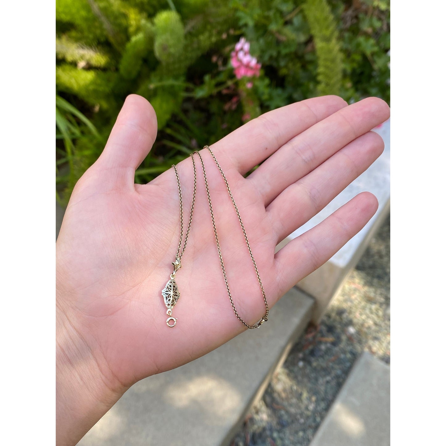 Vintage Solid 14k Yellow Gold Filigree Charm Holder Cable Chain Necklace - 15.25 inches