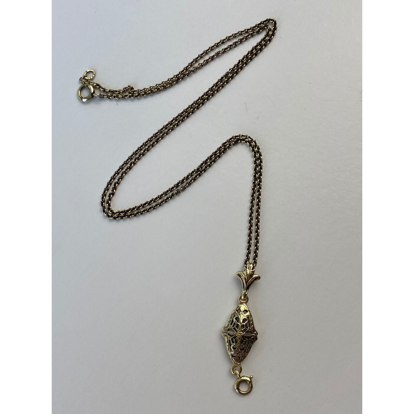 Vintage Solid 14k Yellow Gold Filigree Charm Holder Cable Chain Necklace - 15.25 inches