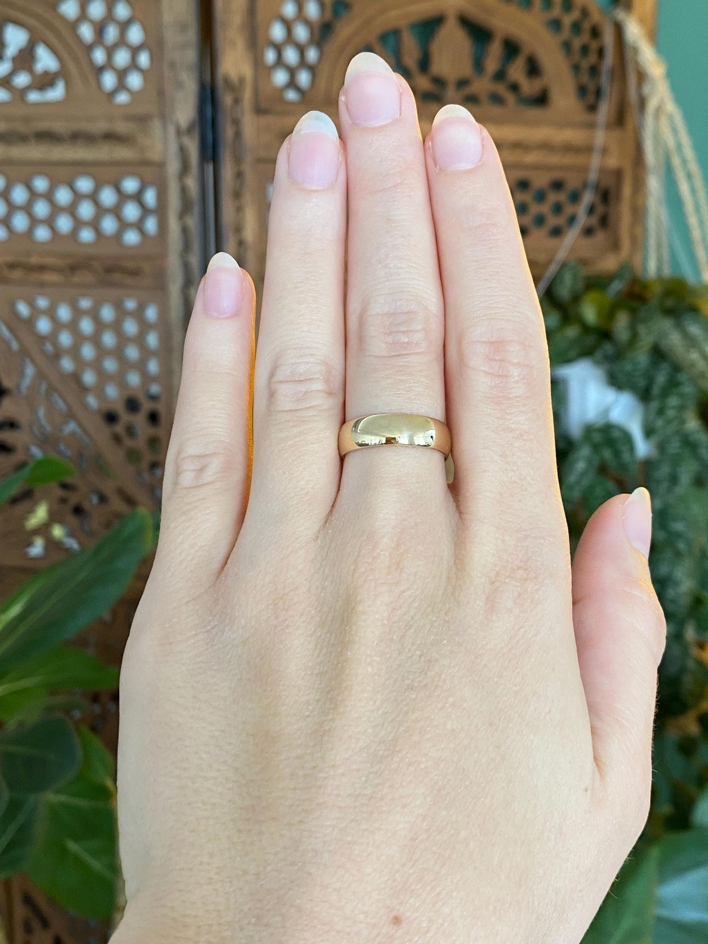 Vintage Solid 14k Yellow Gold Ring Band - Size 6.75