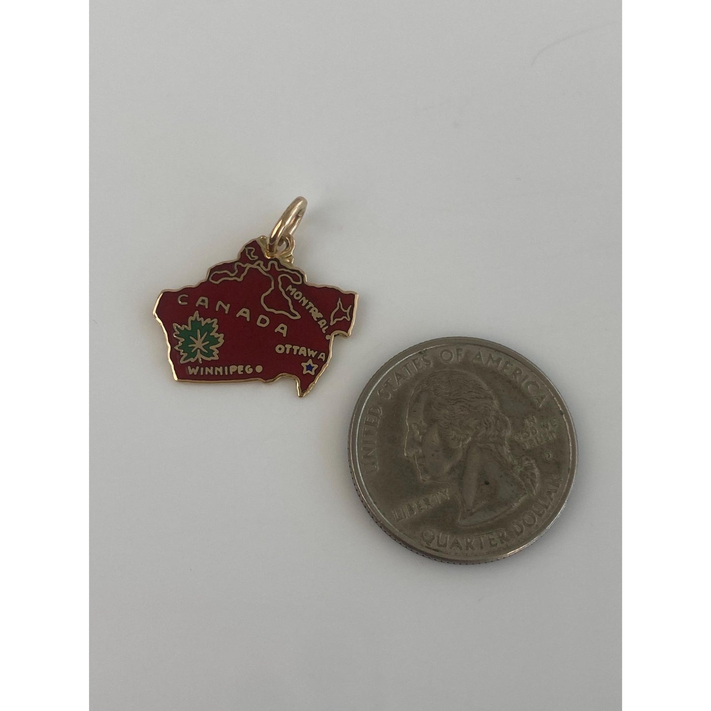 Vintage Solid 14k Yellow Gold Enamel Canada Charm