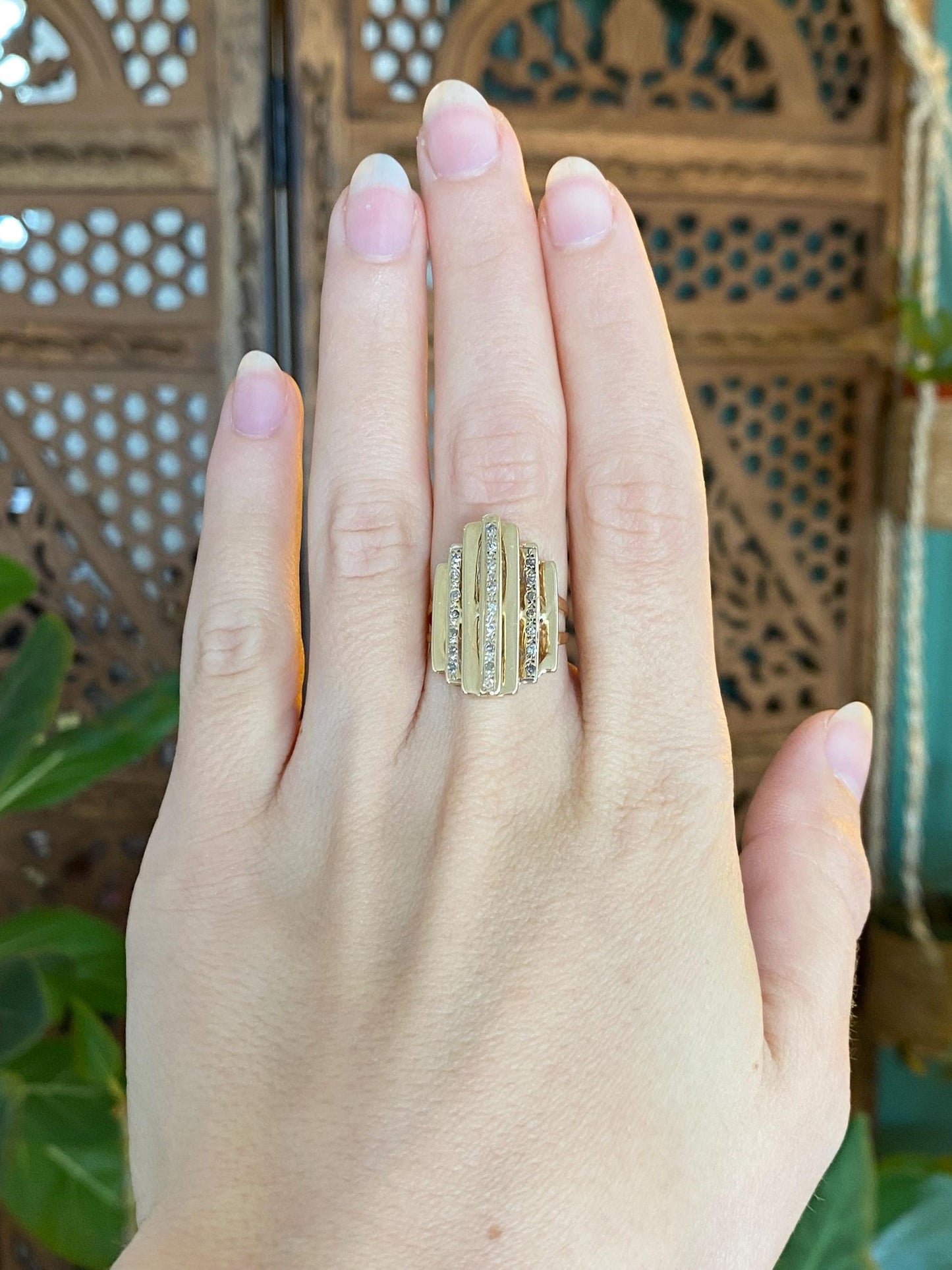 Vintage Solid 14k Yellow Gold Diamond Slatted Stepped Art Deco Style Ring - Size 6.5